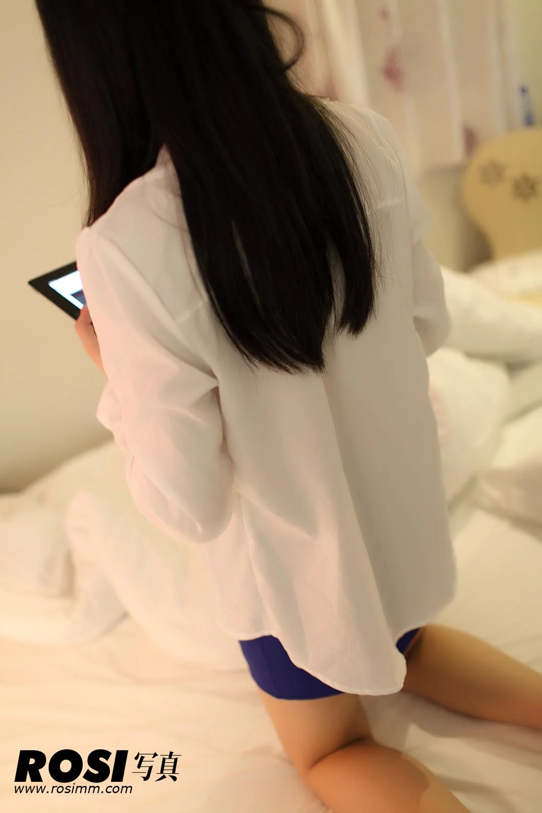 Rosi 写真 No.272 26P/30.19M - 1