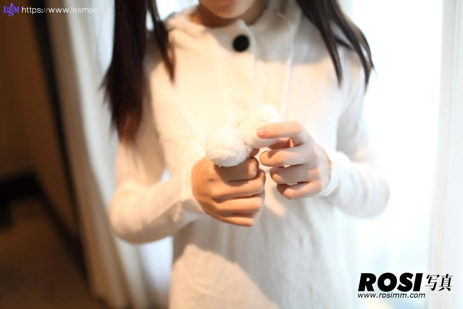 Rosi 写真 No.373 61P/51.9M - 3