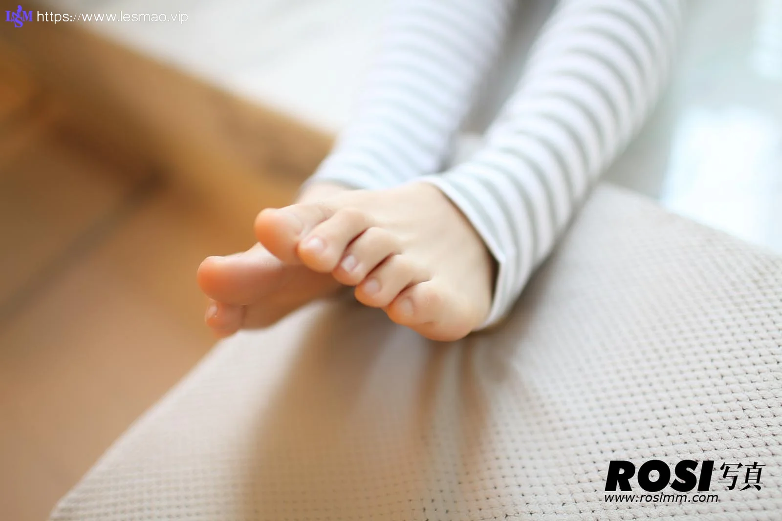 Rosi 写真 No.530 30P/26.1M - 2