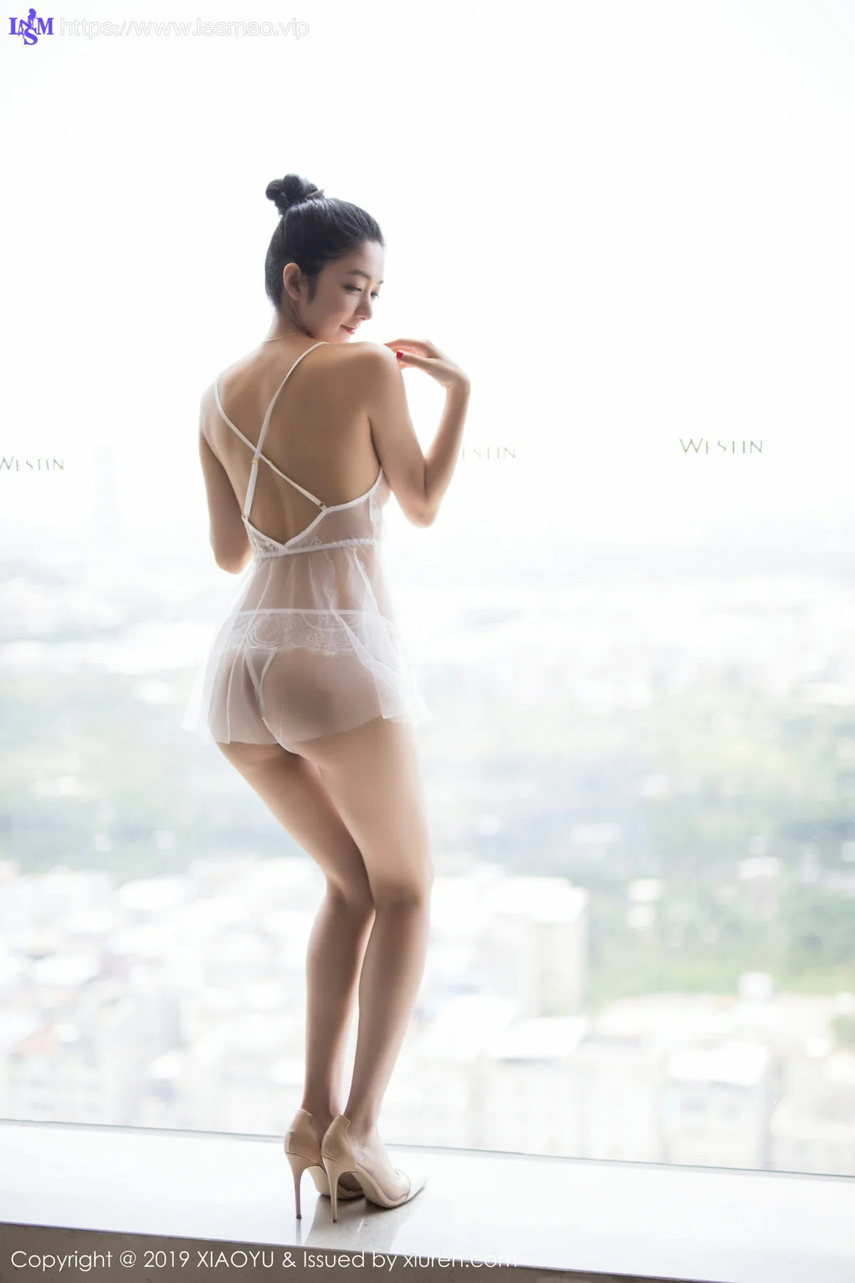 XIAOYU  语画界 Vol.034 Angela喜欢猫 旗袍与黑丝 - 1