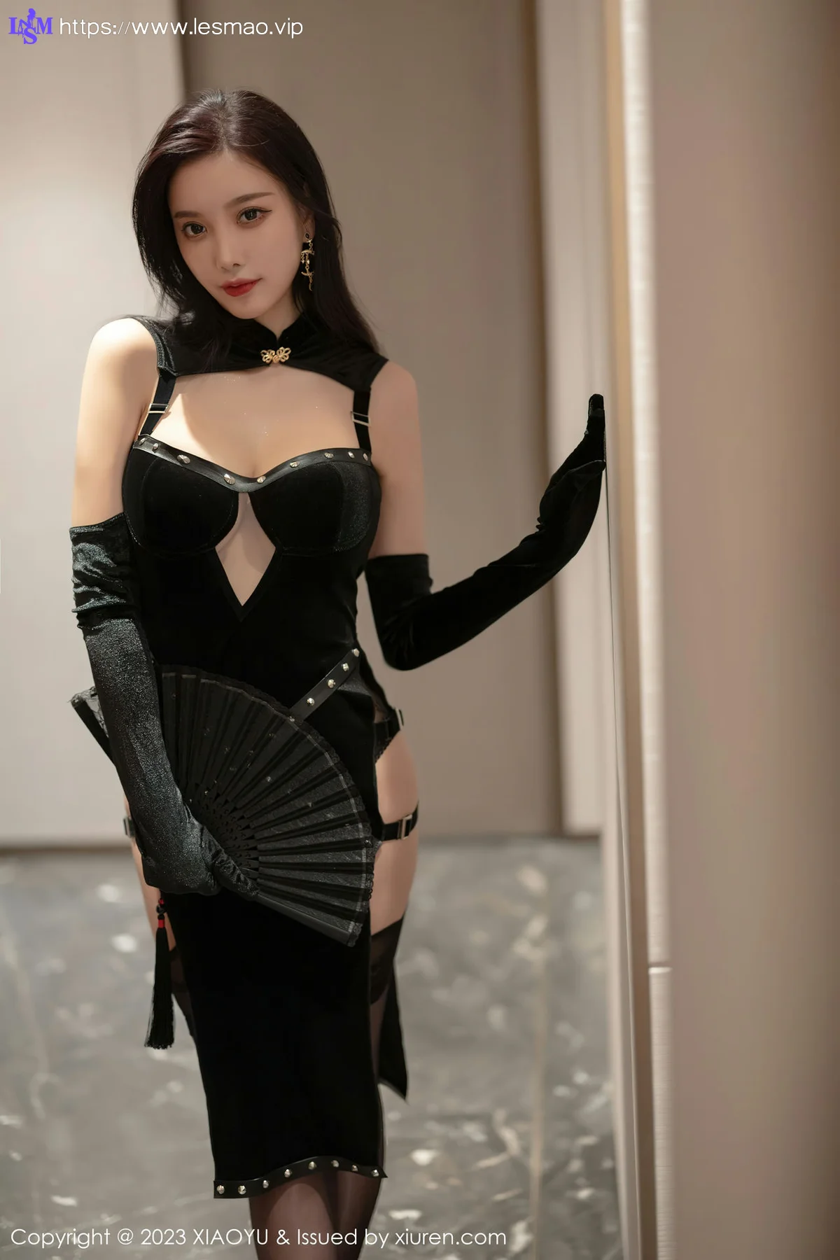 XIAOYU  语画界 Vol.1002  杨晨晨Yome 黑色情趣服饰性感写真 - 1