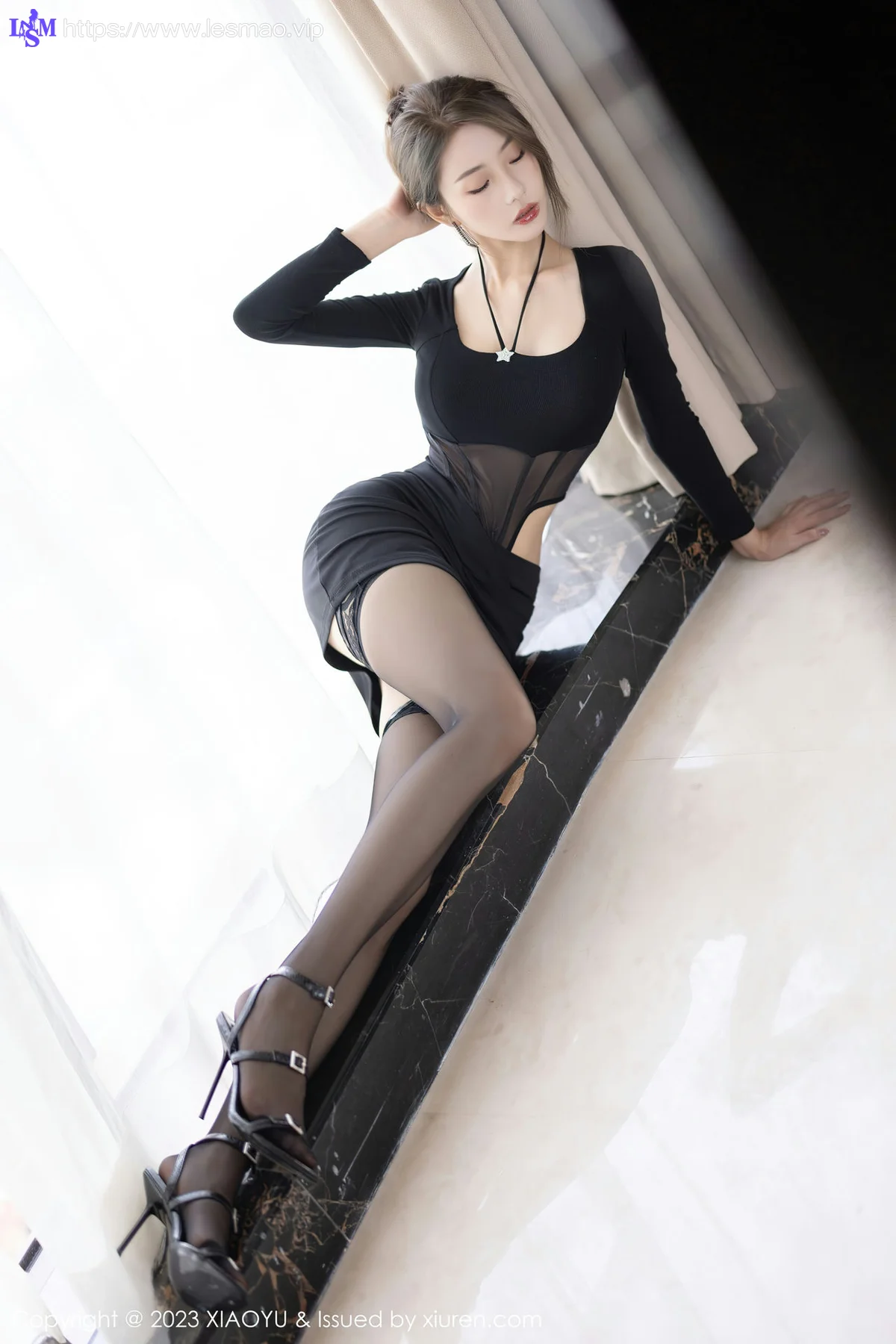 XIAOYU  语画界 Vol.1032  苏苏阿 黑色短裙性感写真22 - 3