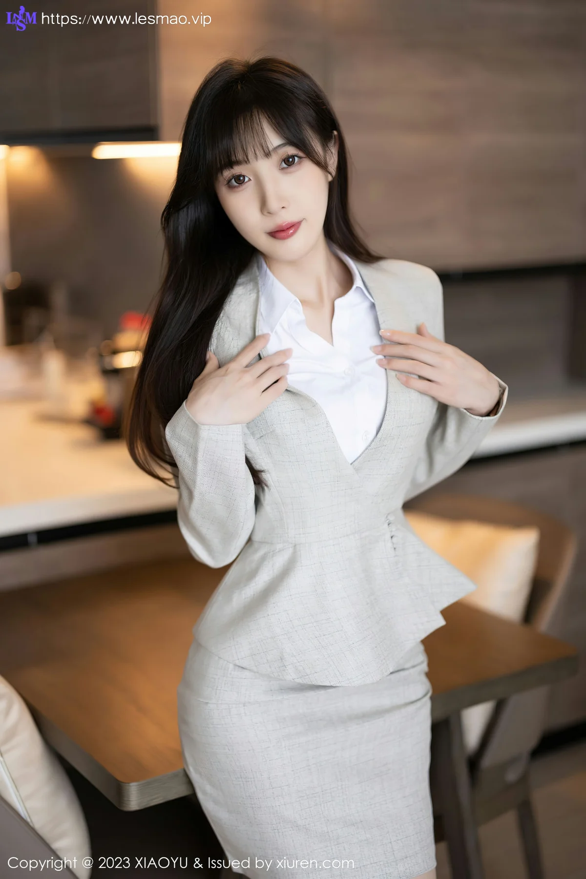 XIAOYU  语画界 Vol.1034  林星阑 浅色职业装性感写真22 - 5