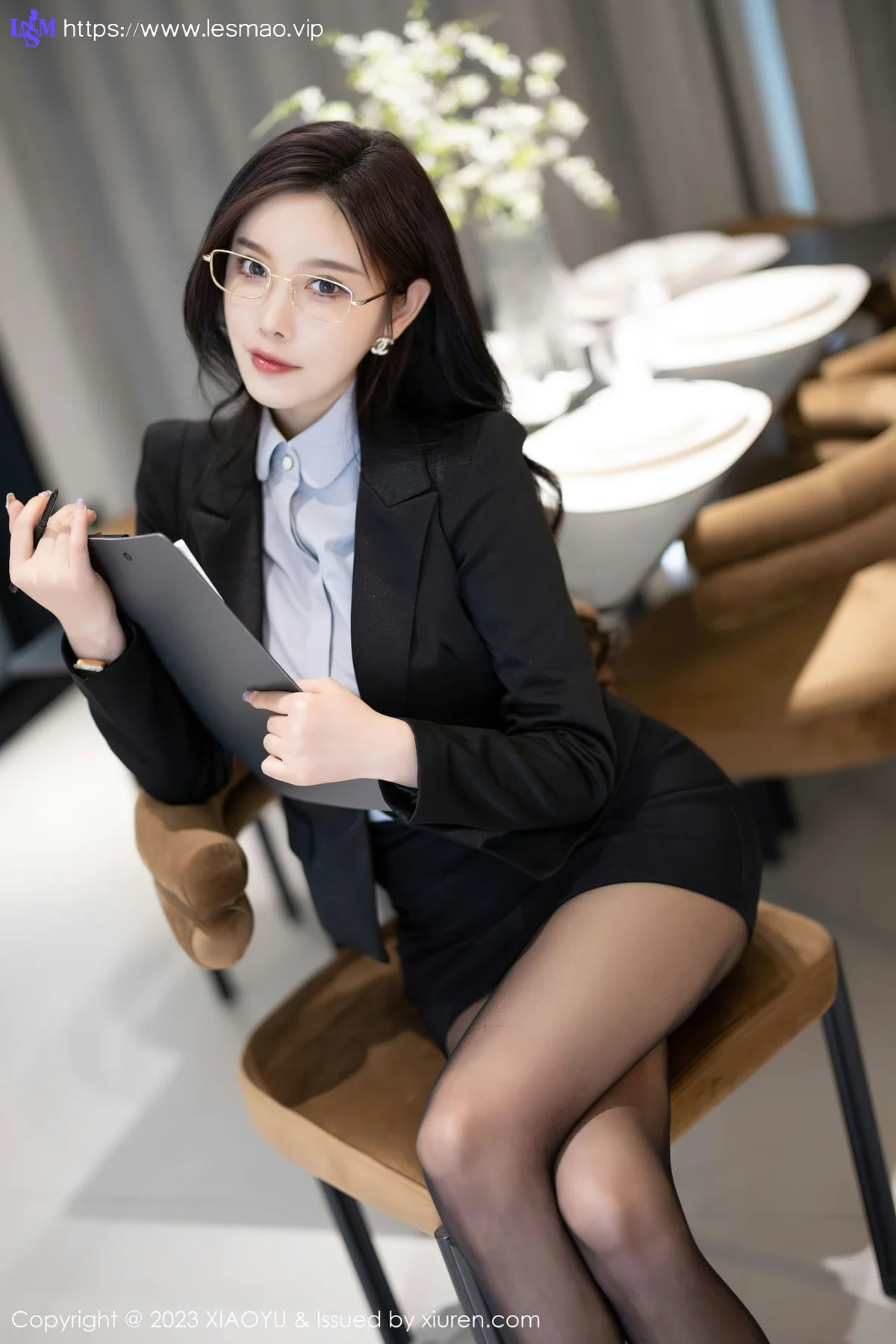 XIAOYU  语画界 Vol.1041  杨晨晨Yome 黑色职业装贵州旅拍写真11 - 9