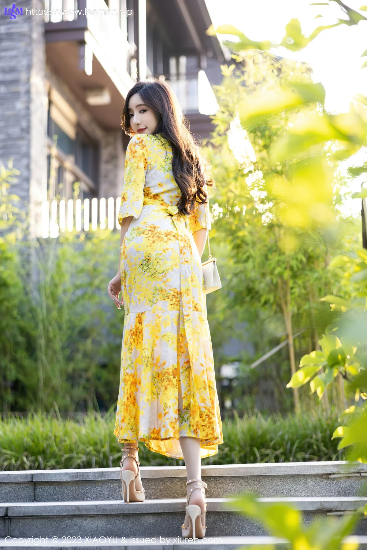 XIAOYU  语画界 Vol.1043  王馨瑶yanni 白色蕾丝内衣贵州旅拍111 - 1