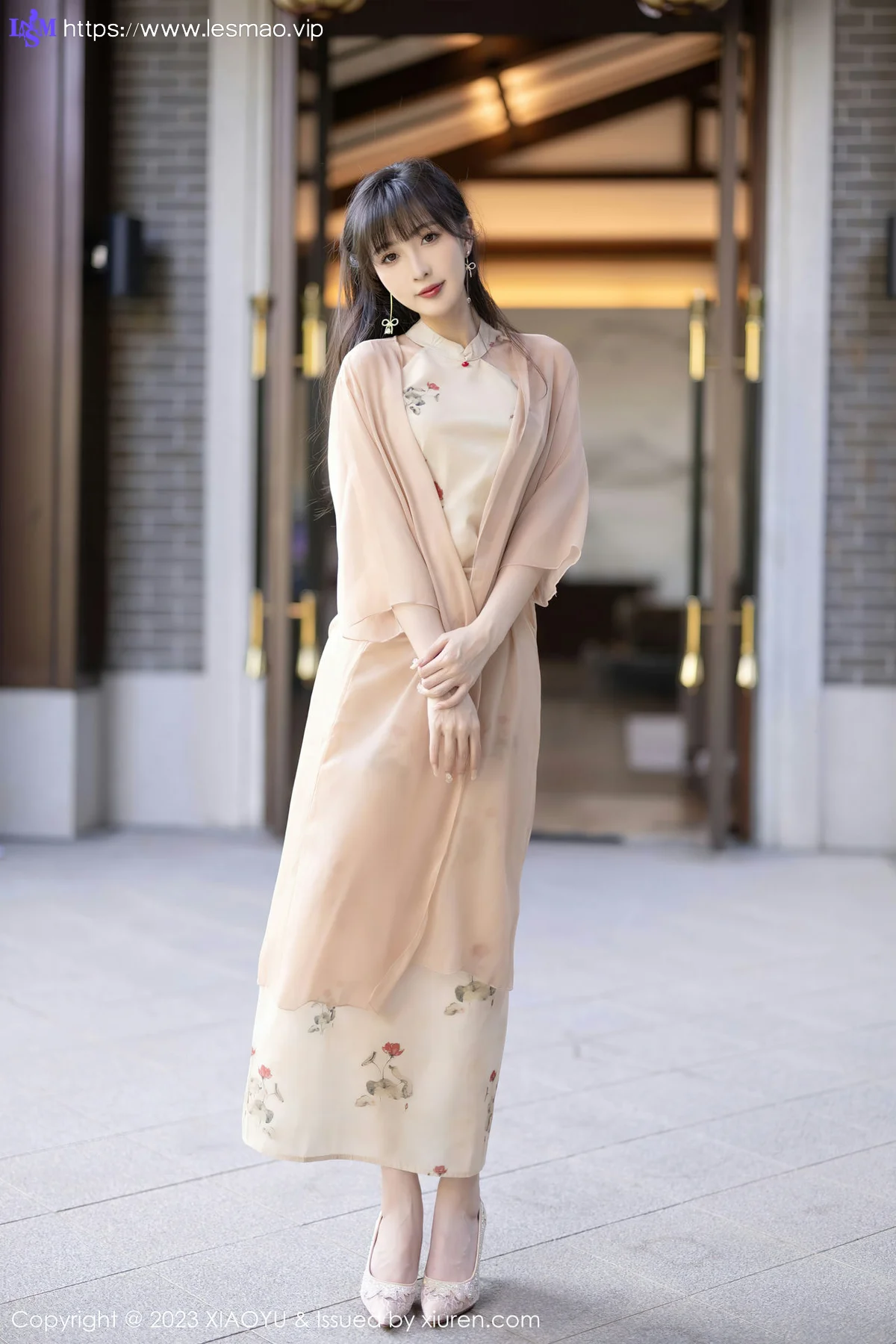 XIAOYU  语画  Vol.1071  林星阑 浅色薄纱贵州旅拍1 - 3