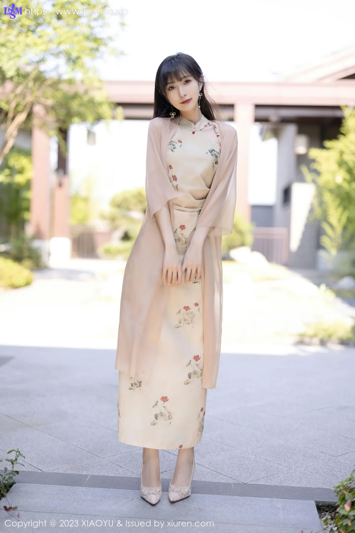 XIAOYU  语画  Vol.1071  林星阑 浅色薄纱贵州旅拍1 - 5
