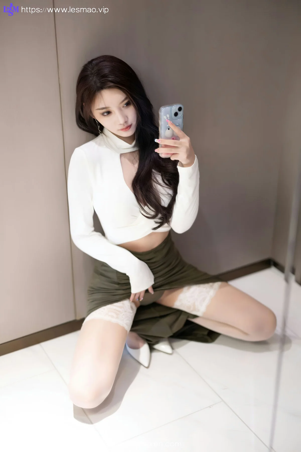 XIAOYU  语画  Vol.1080  杨晨晨Yome 绿色短裙性感写真1 - 8