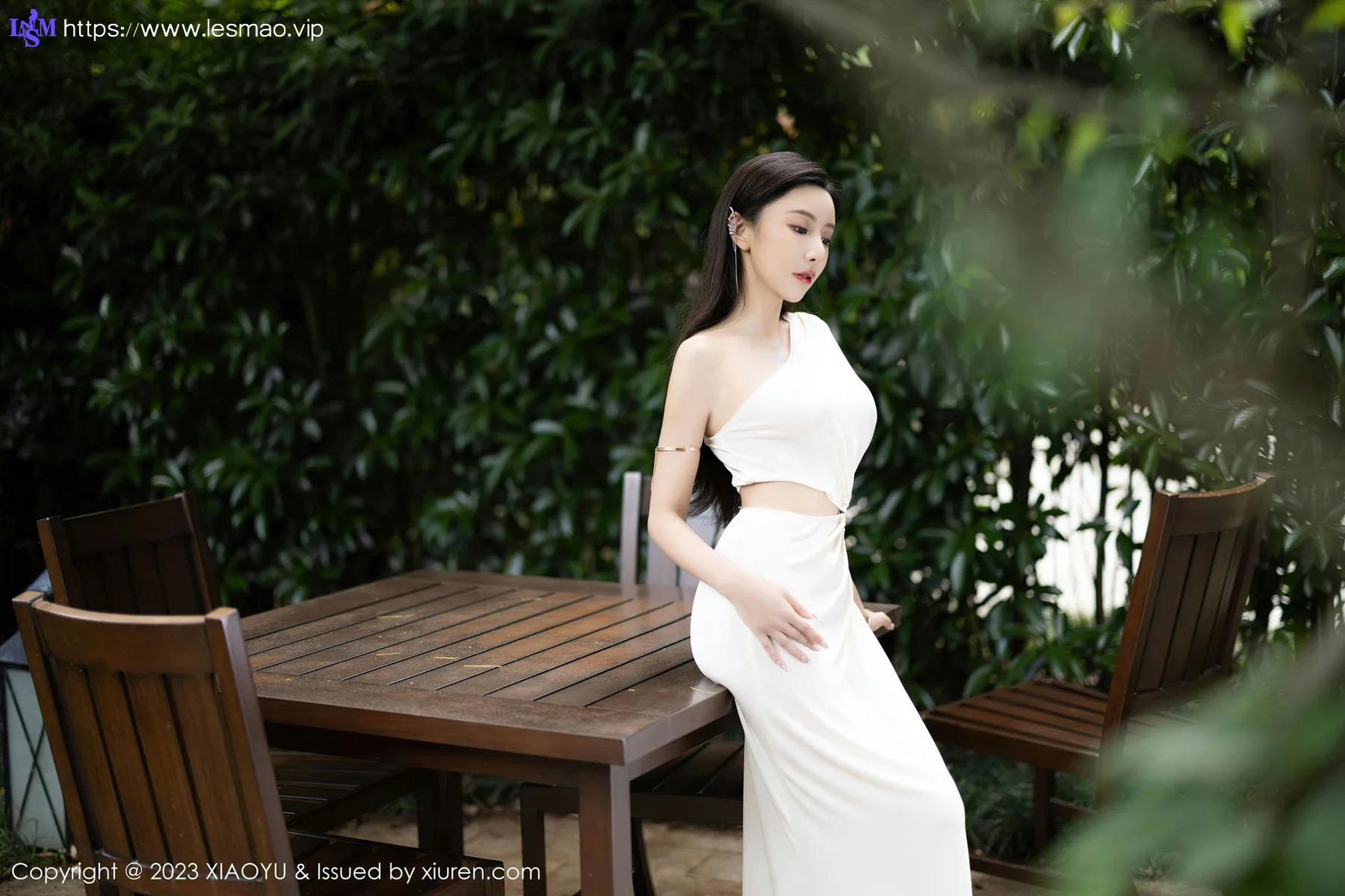 XIAOYU  语画  Vol.1082  王馨瑶yanni 黑色情趣内衣贵州旅拍11 - 7