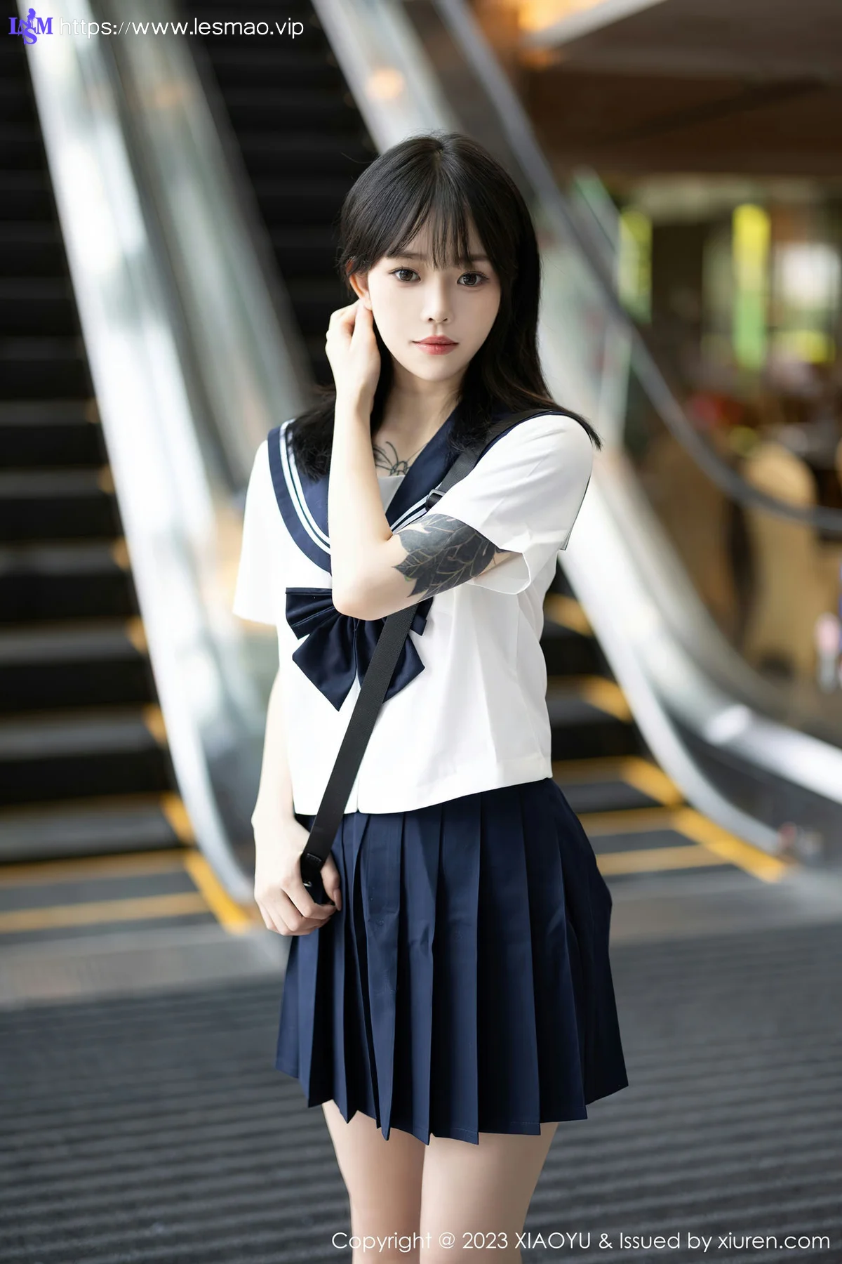 XIAOYU  语画  Vol.1087 奶瓶. 白色学妹服饰性感写真 - 1