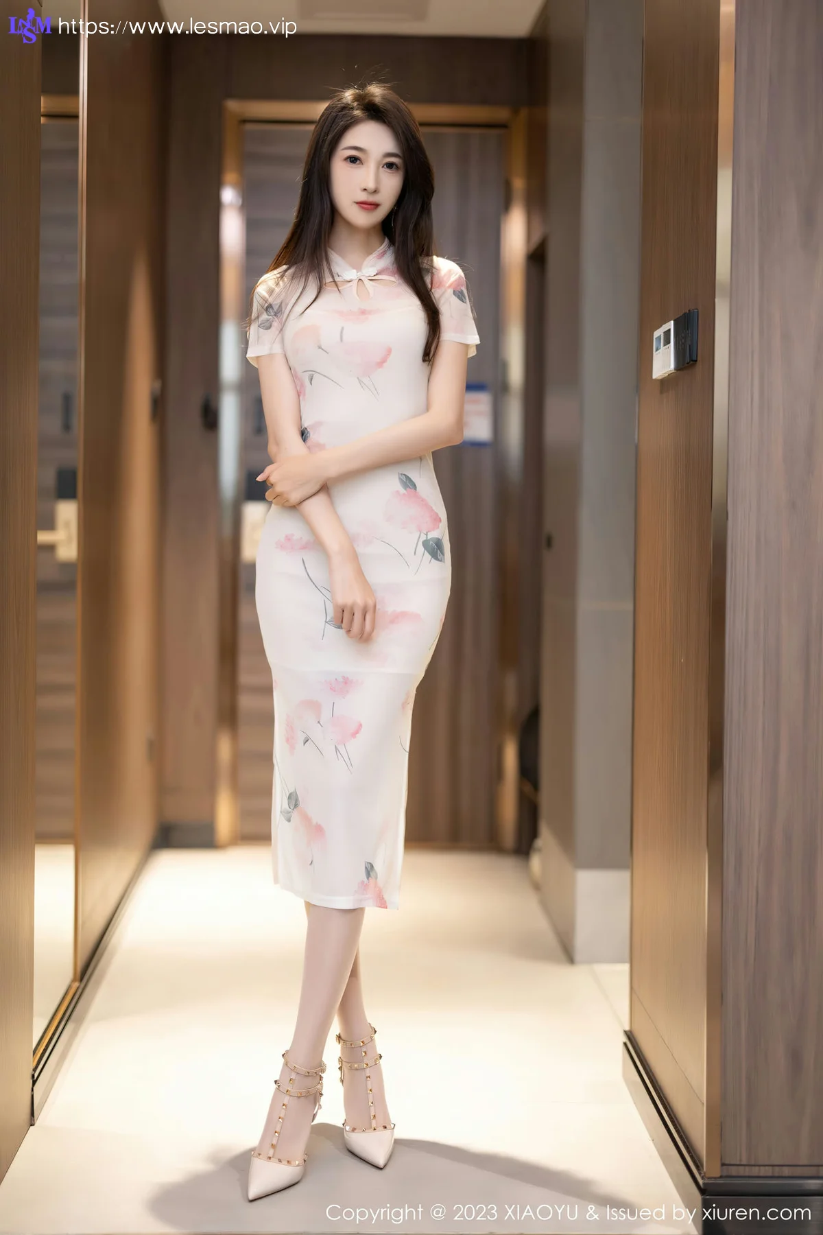XIAOYU  语画  Vol.1093 林乐一 图案旗袍性感写真2 - 1