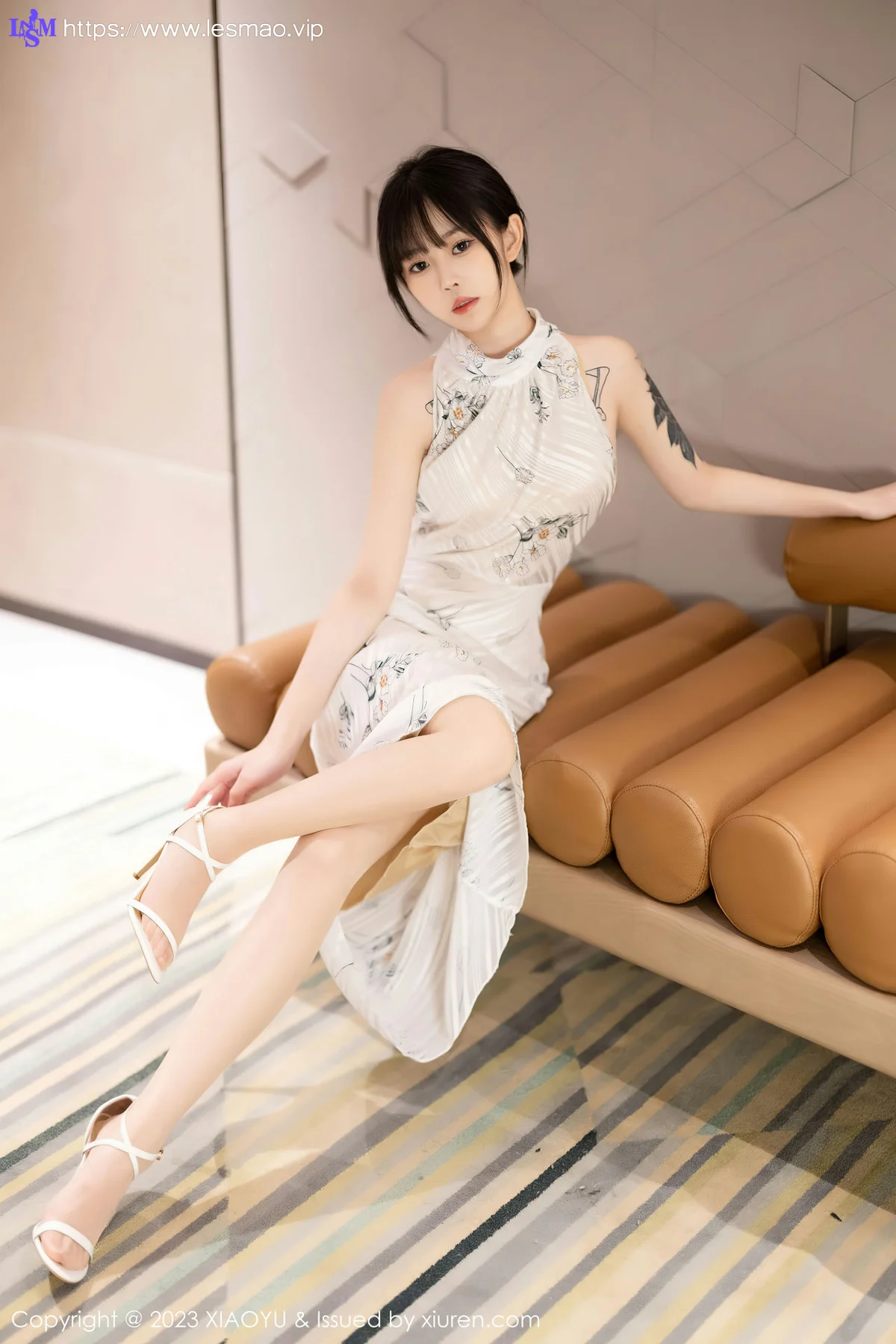 XIAOYU  语画  Vol.1118  奶瓶. 图案旗袍性感写真 - 7