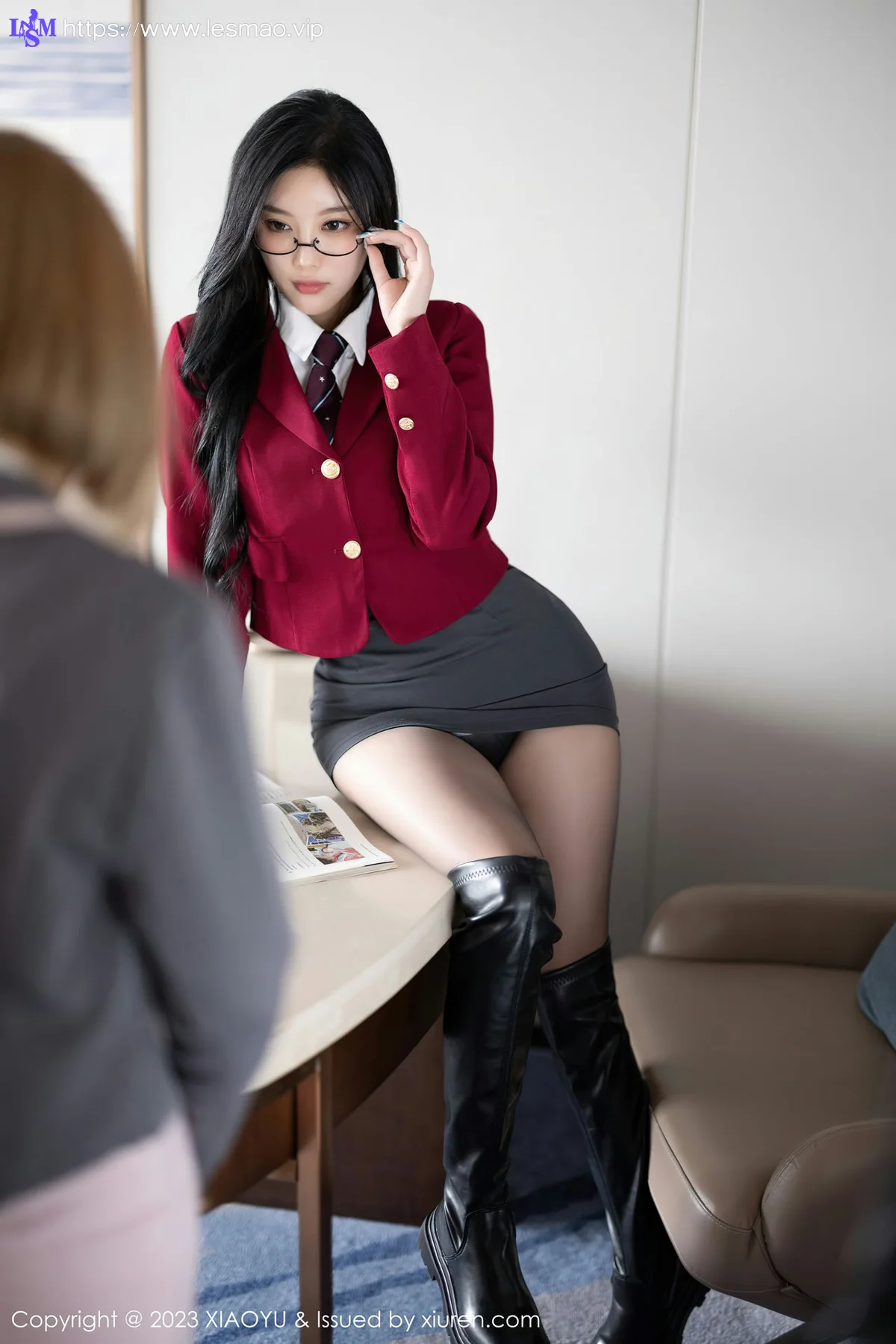 XIAOYU  语画  Vol.1121  杨晨晨Yome 制服诱惑性感写真1 - 5