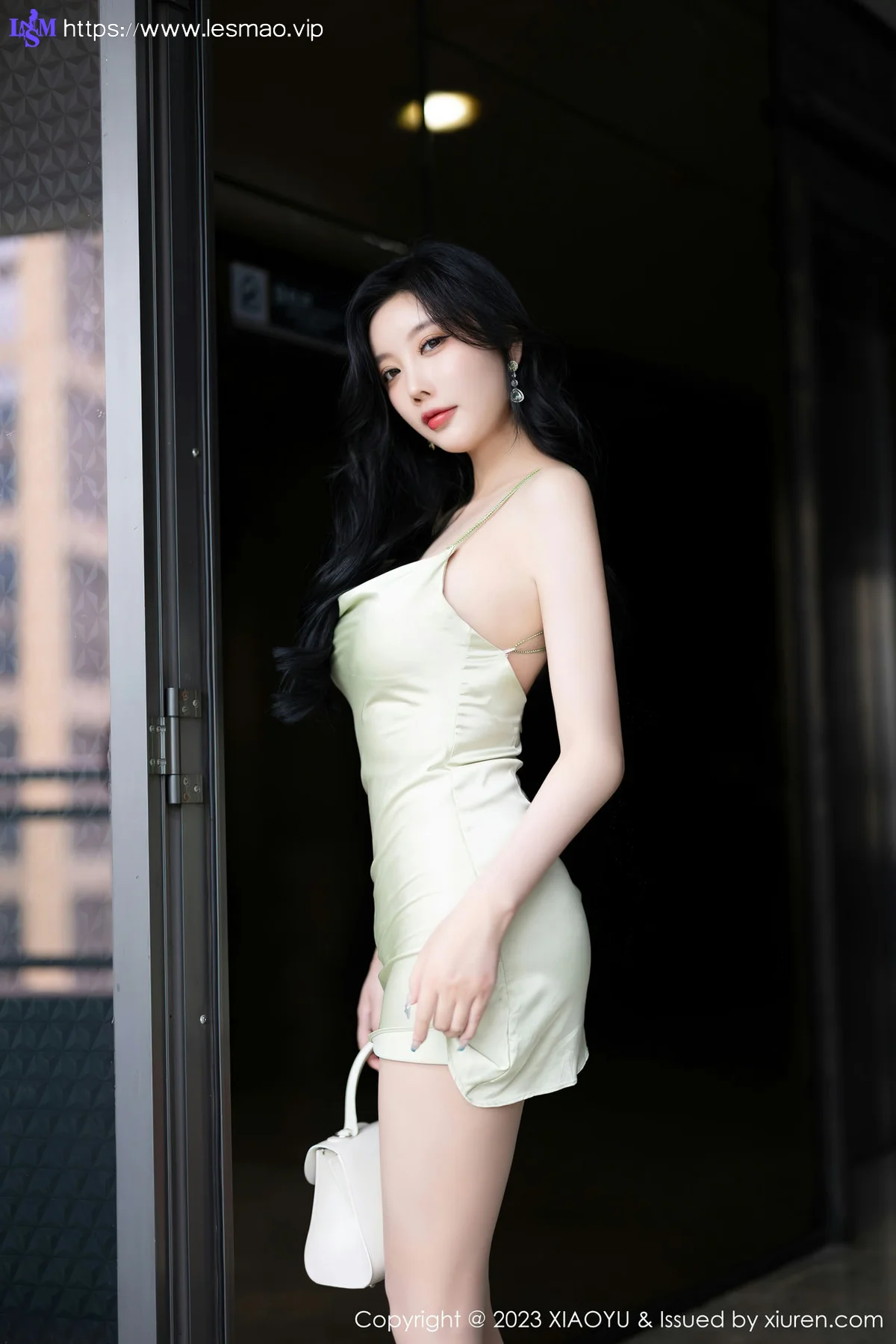 XIAOYU  语画  Vol.1143  杨晨晨Yome 透视纱衣性感写真1 - 2