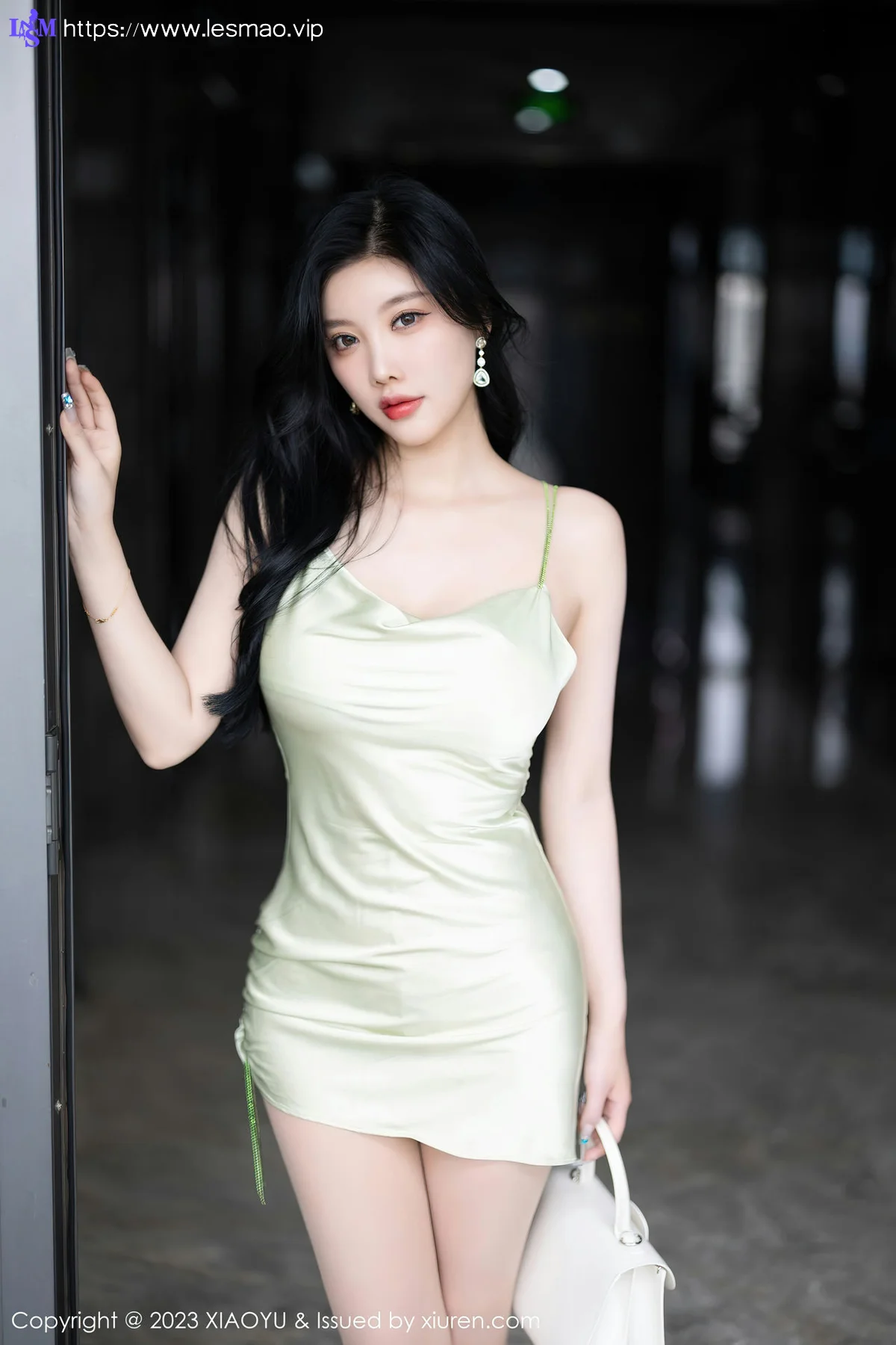 XIAOYU  语画  Vol.1143  杨晨晨Yome 透视纱衣性感写真1 - 3
