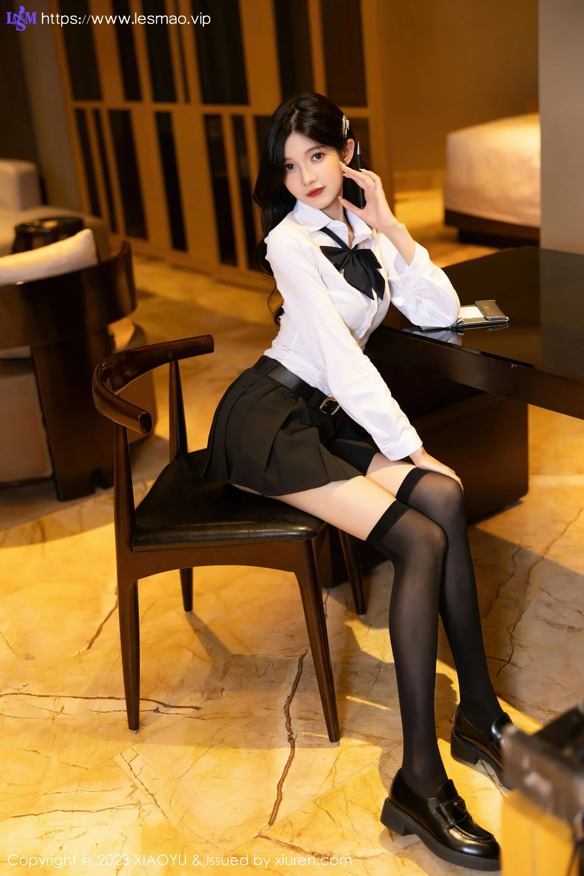 XIAOYU  语画  Vol.1150  程程程- 黑色蕾丝内衣海南旅拍1 - 4