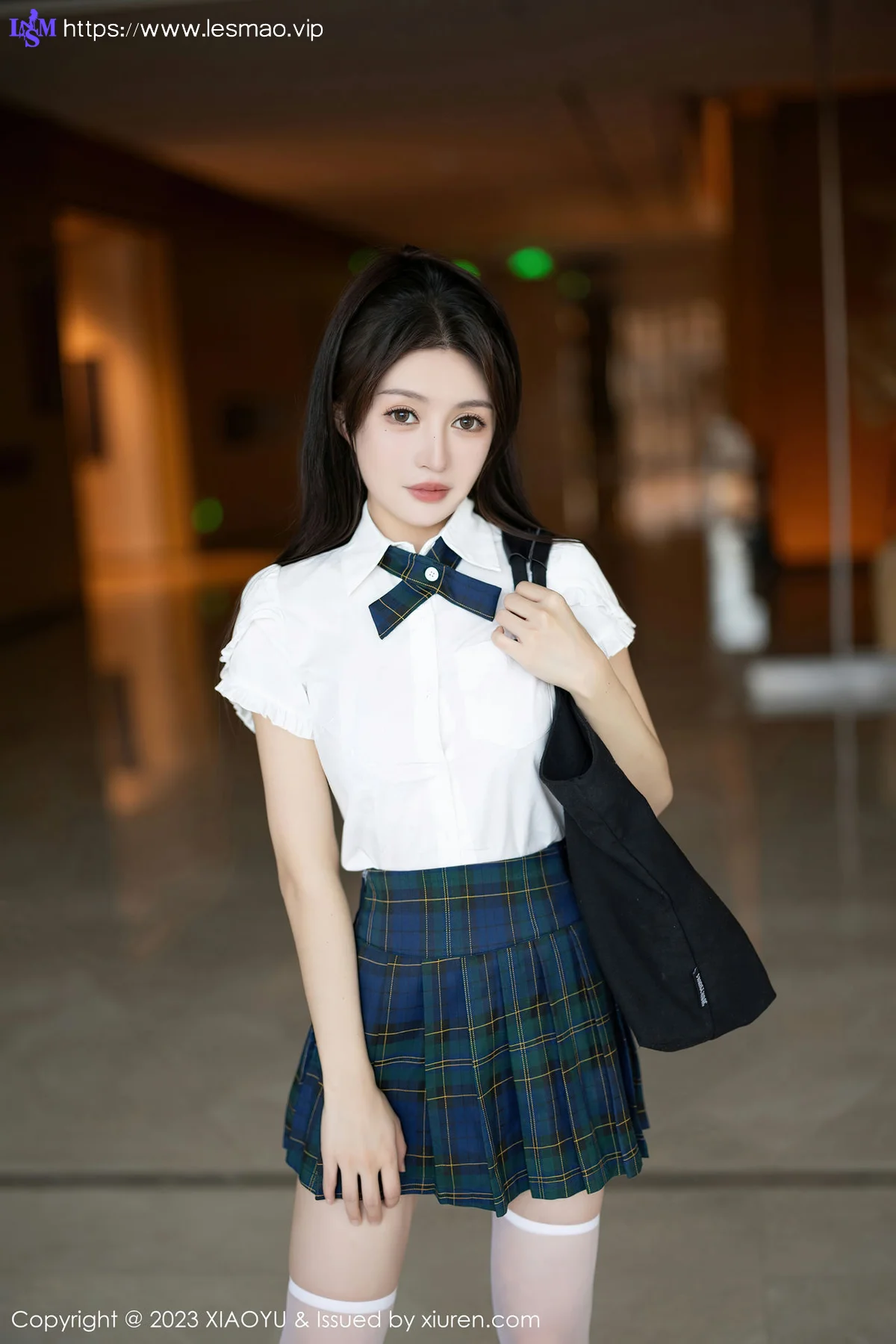 XIAOYU  语画  Vol.1153  唐宁宁 格子短裙性感写真2 - 3