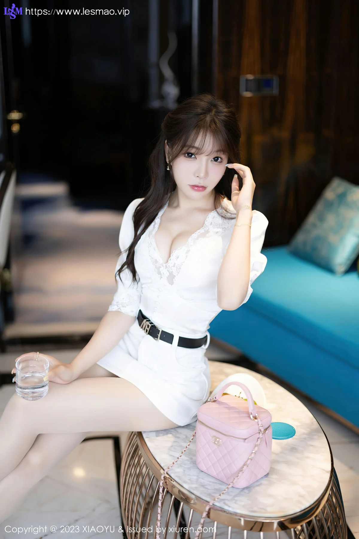 XIAOYU  语画  Vol.1158  徐莉芝Booty 白色连体衣海南旅拍1 - 7