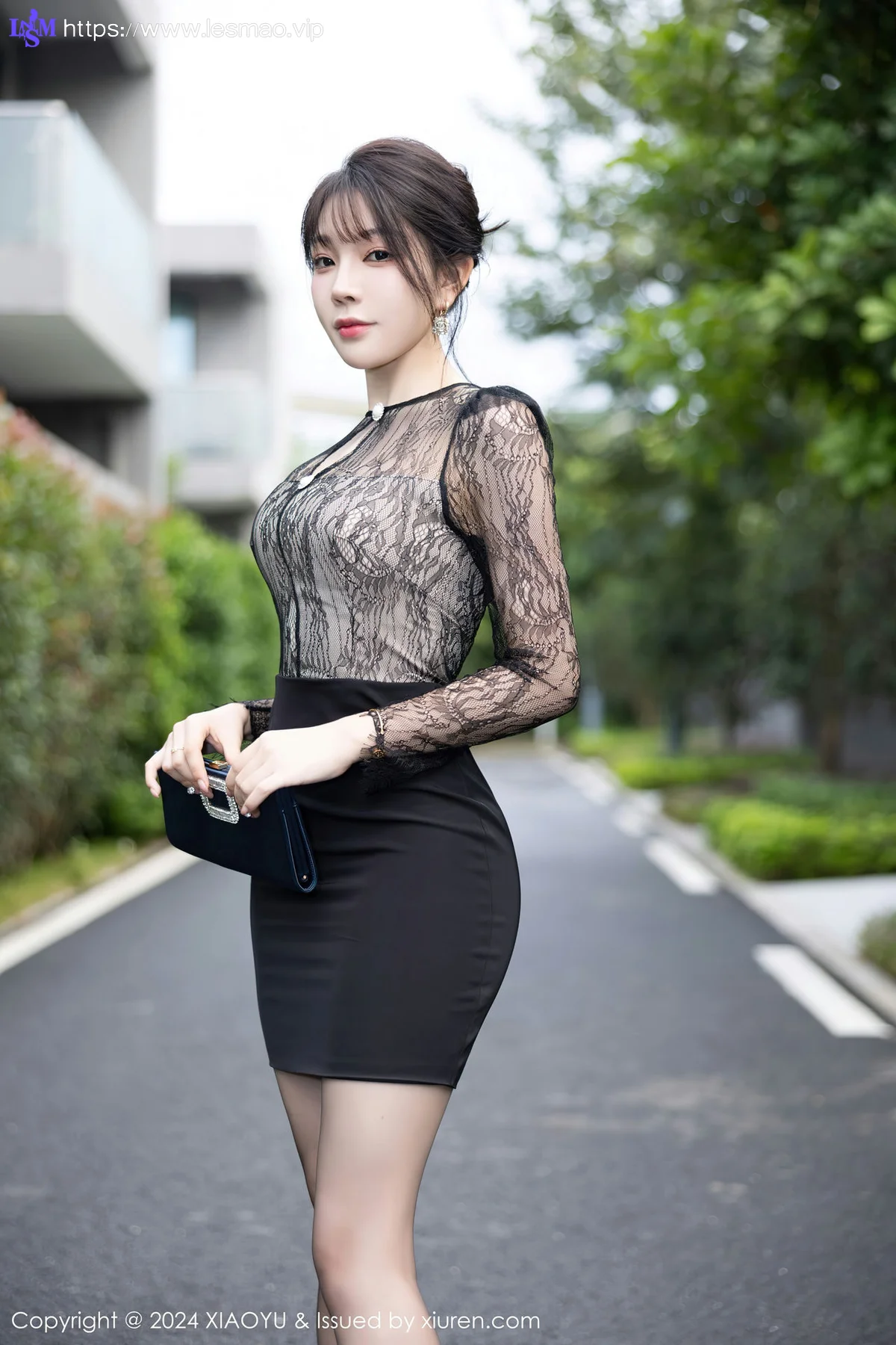 XIAOYU  语画  Vol.1181  徐莉芝Booty 轻透上衣海南旅拍写真1 - 2
