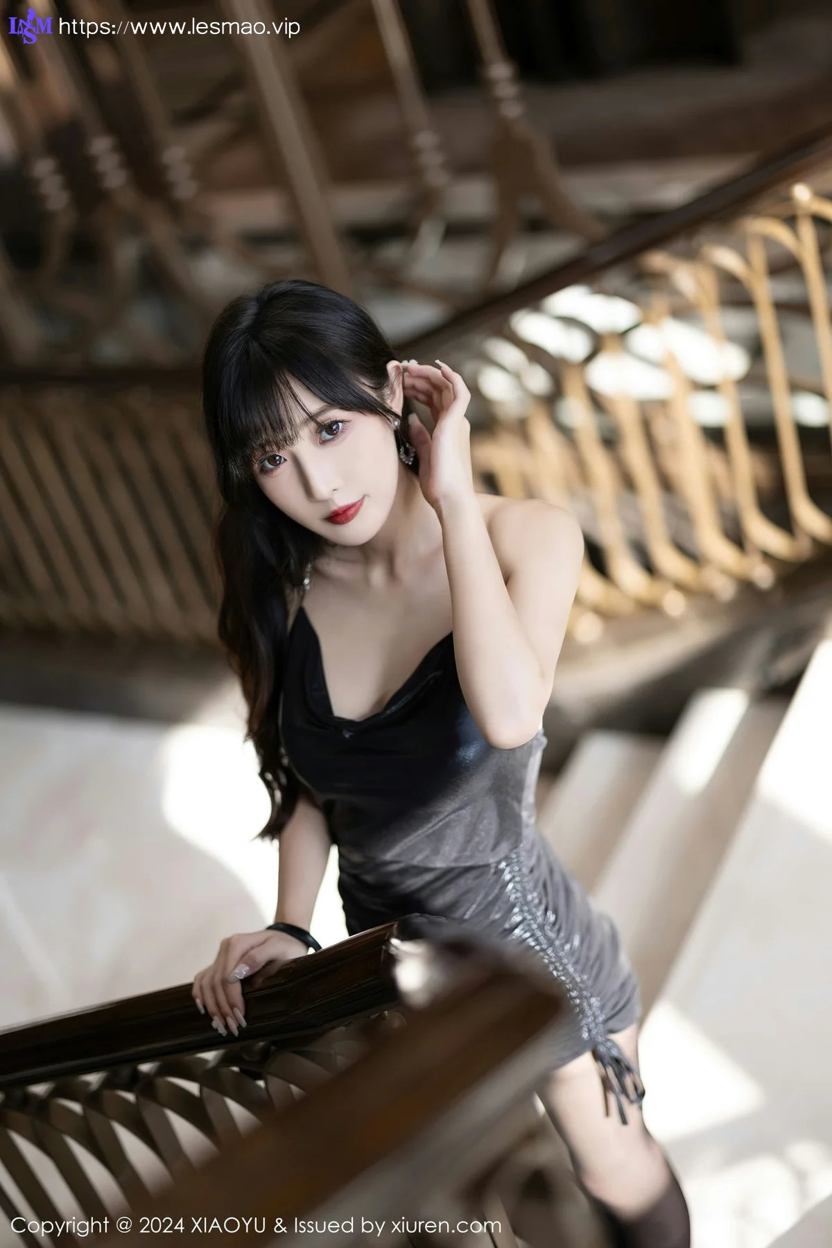 XIAOYU  语画  Vol.1185  苏曼兮 深蓝色旗袍性感写真1 - 3