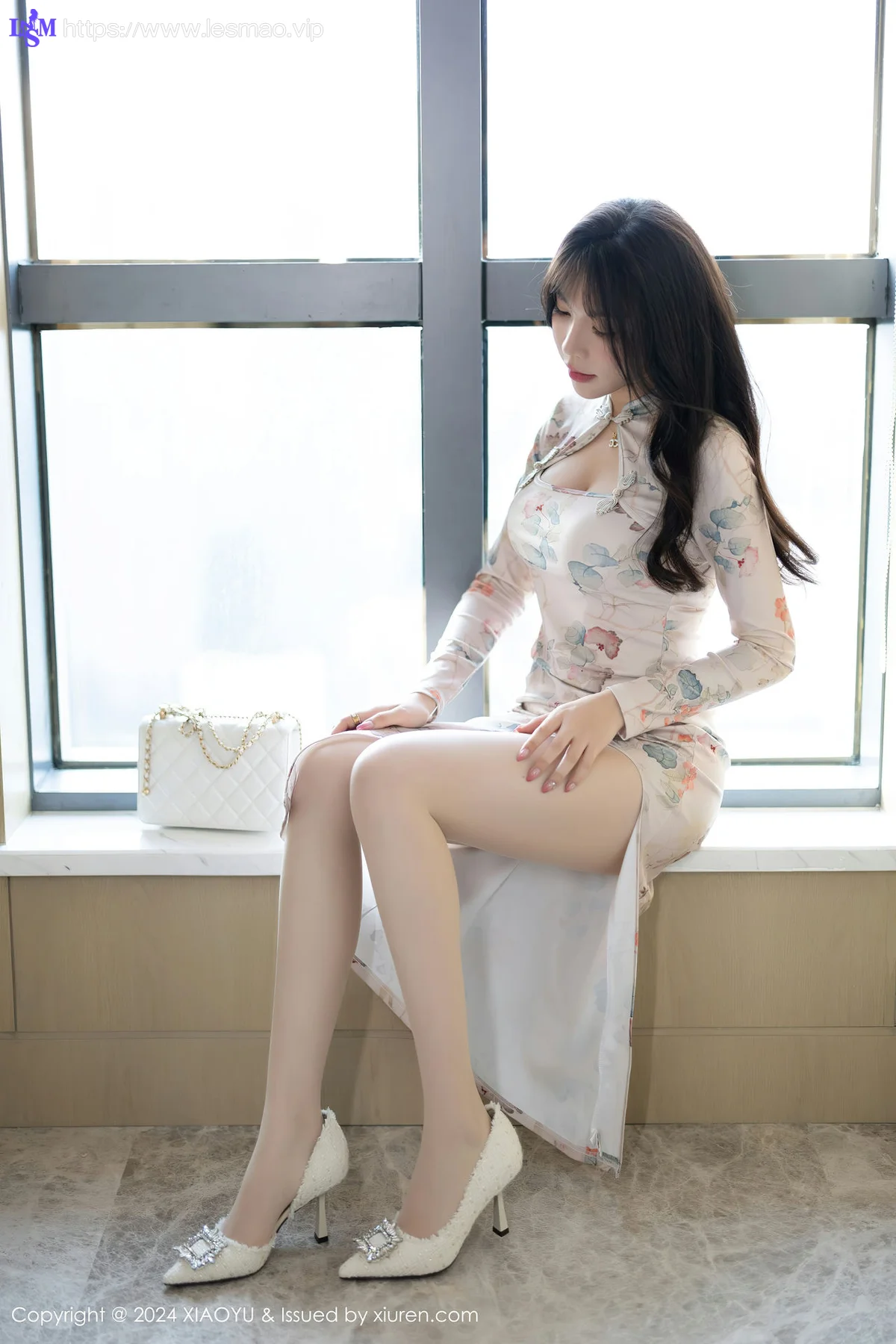 XIAOYU  语画  Vol.1199  徐莉芝Booty 浅灰色情趣性感写真33 - 1