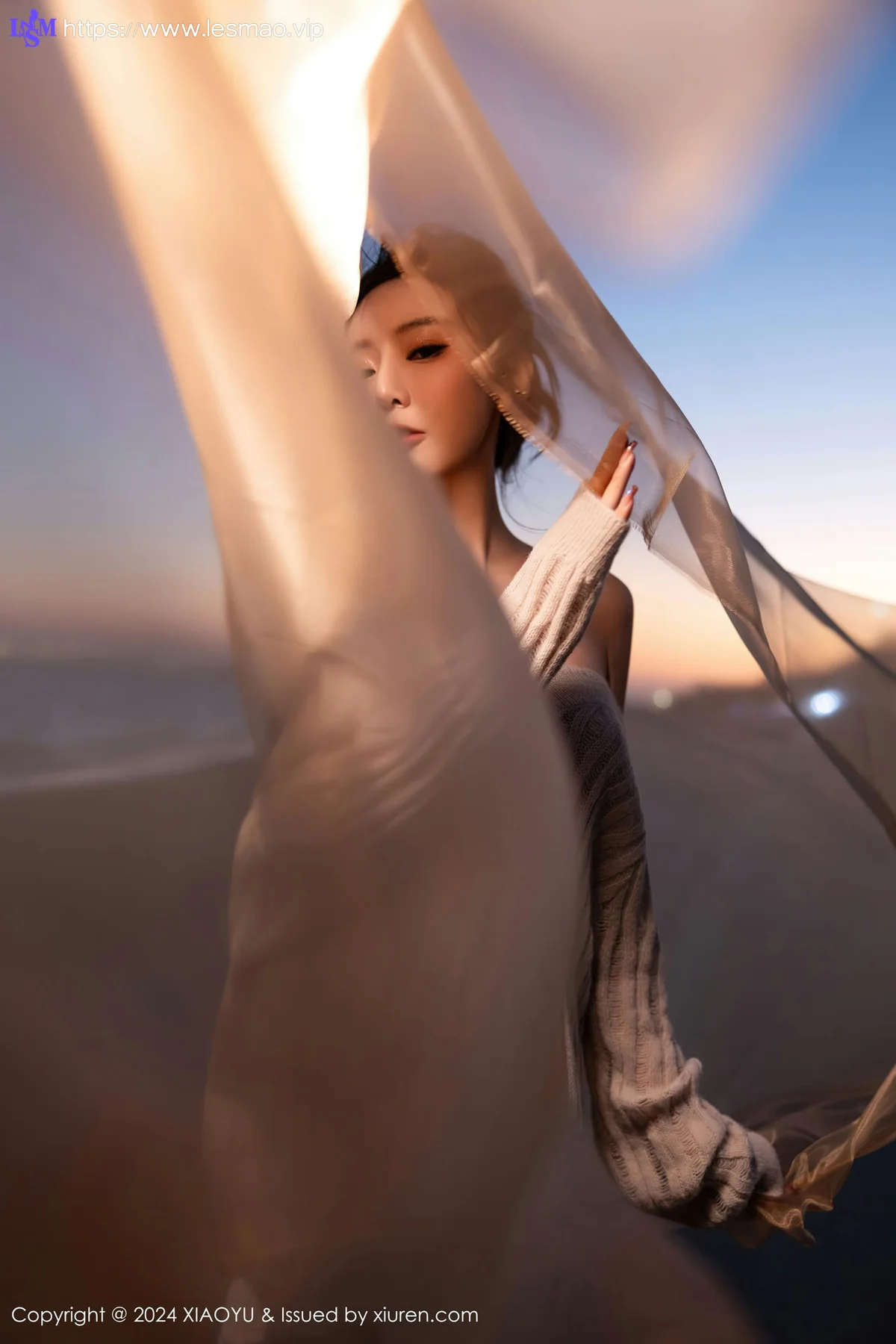 XIAOYU  语画  Vol.1200  王馨瑶yanni 诱人黑丝海南旅拍222 - 8