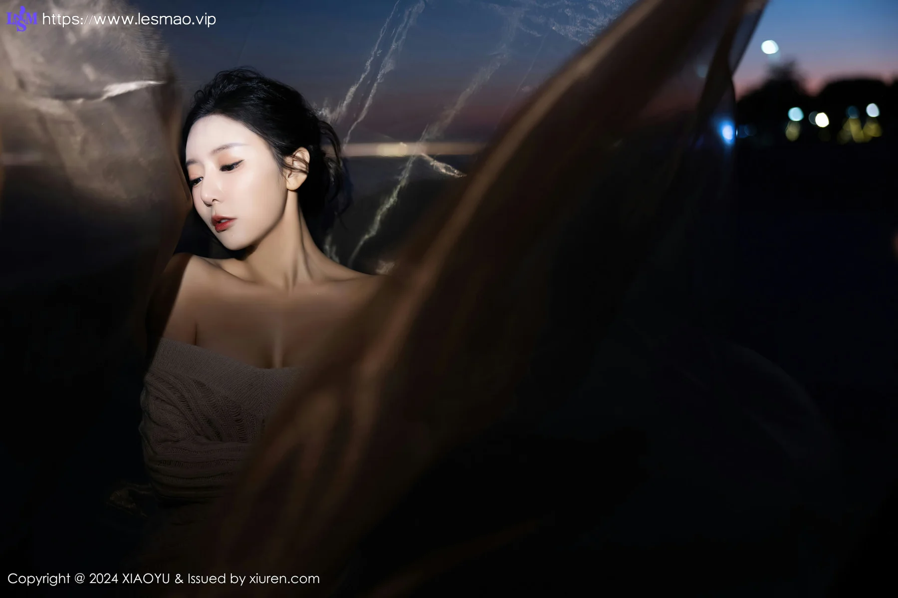 XIAOYU  语画  Vol.1200  王馨瑶yanni 诱人黑丝海南旅拍222 - 10