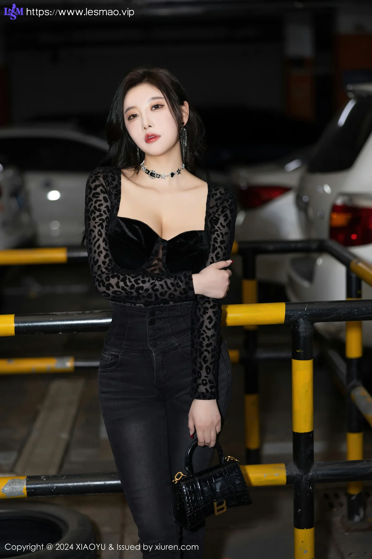 XIAOYU  语画  Vol.1216  杨晨晨Yome 黑色豹纹性感写真1 - 2