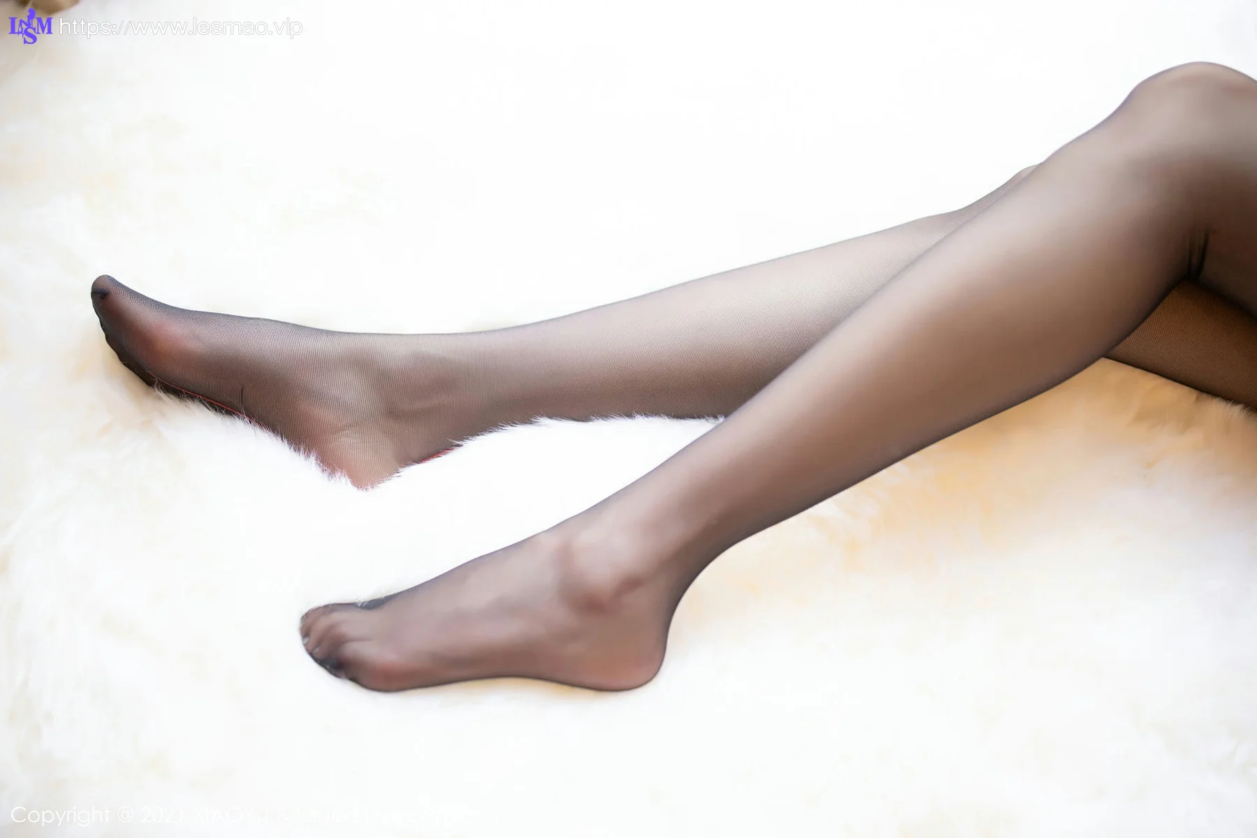 XIAOYU  语画界 Vol.460 杨晨晨 红色蕾丝大衣 - 9