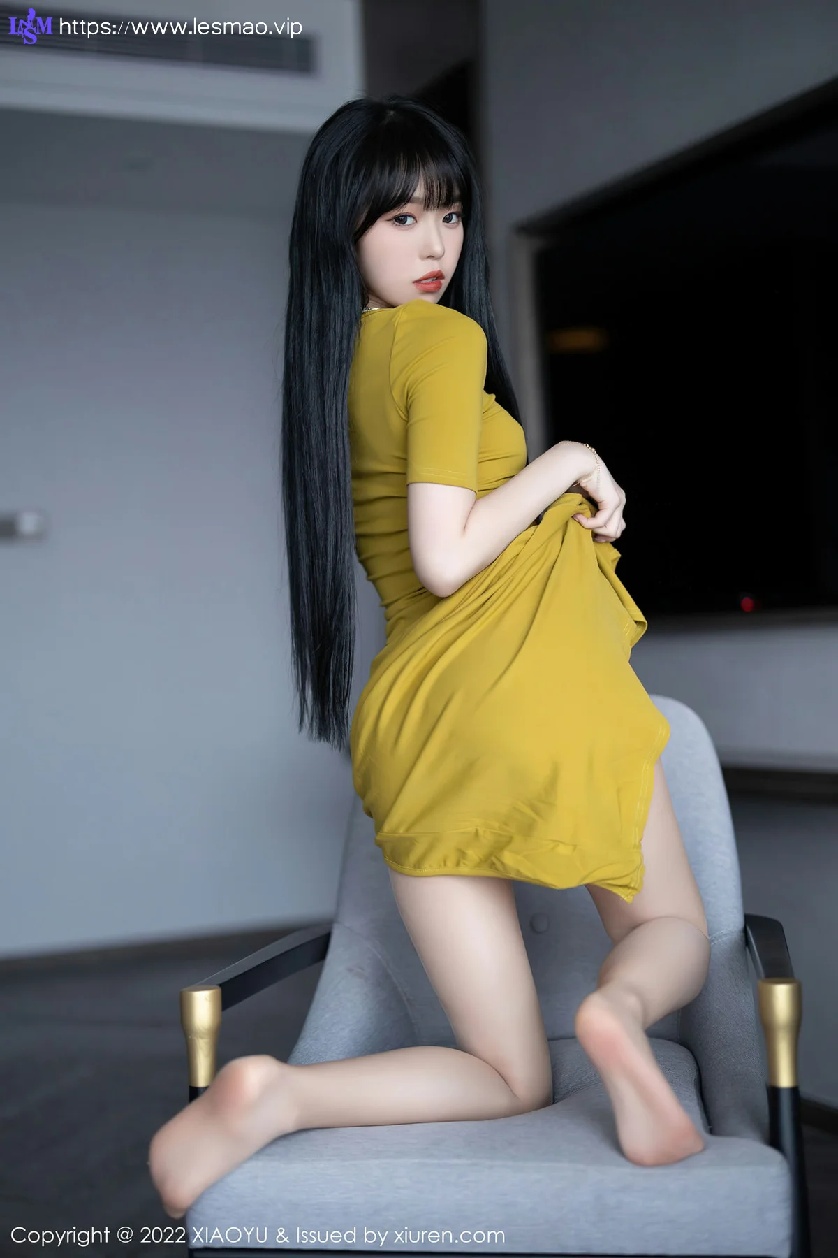 XIAOYU  语画界 Vol.829  白色丝袜 奶瓶. 性感写真1 - 8