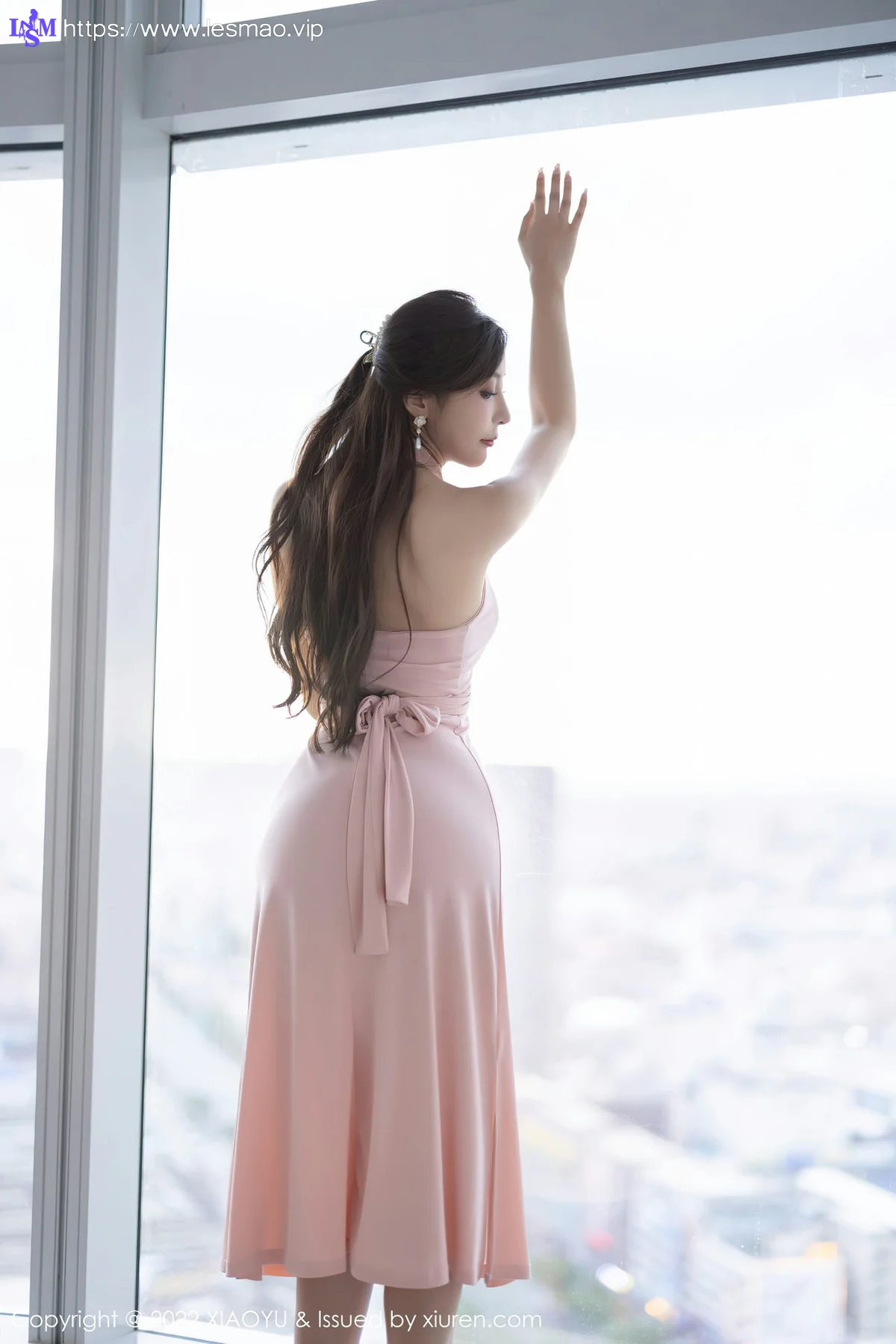 XIAOYU  语画界 Vol.847  连衣长裙 王馨瑶yanni 性感写真1 - 2