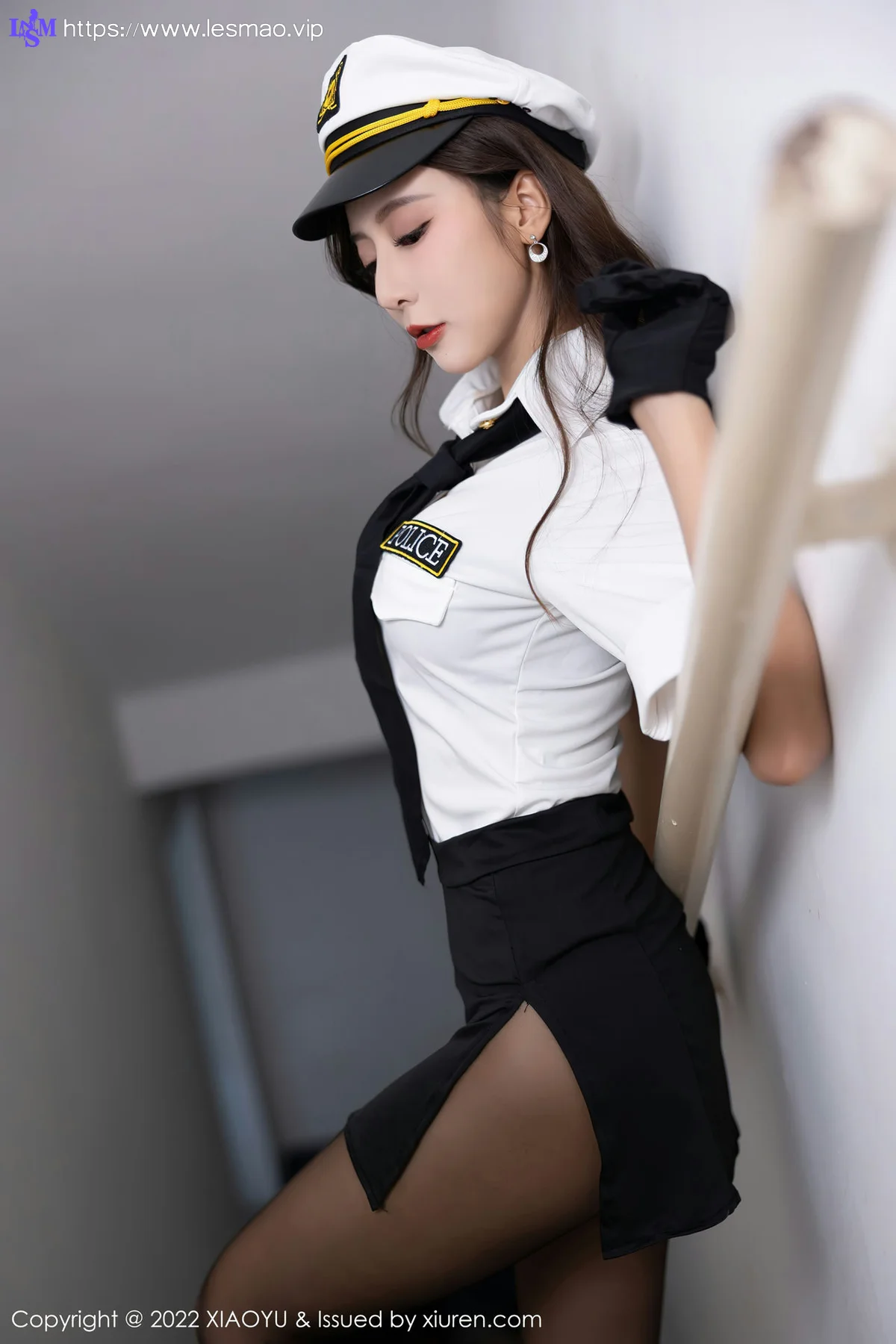 XIAOYU  语画界 Vol.867  王馨瑶yanni 韩国女警官制服性感写真1 - 3