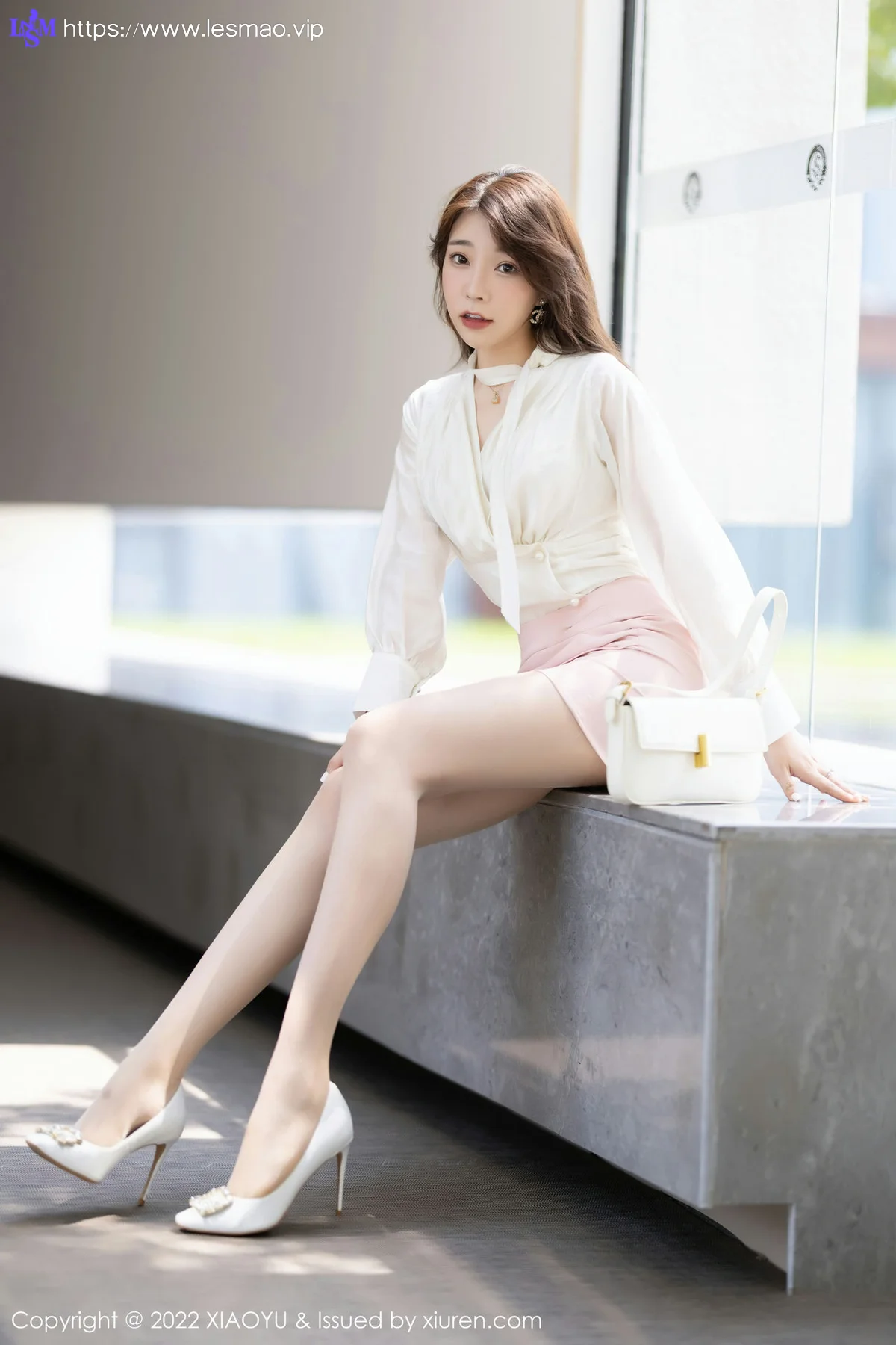 XIAOYU  语画界 Vol.876  徐莉芝Booty 粉色蕾丝内衣性感写真 - 2