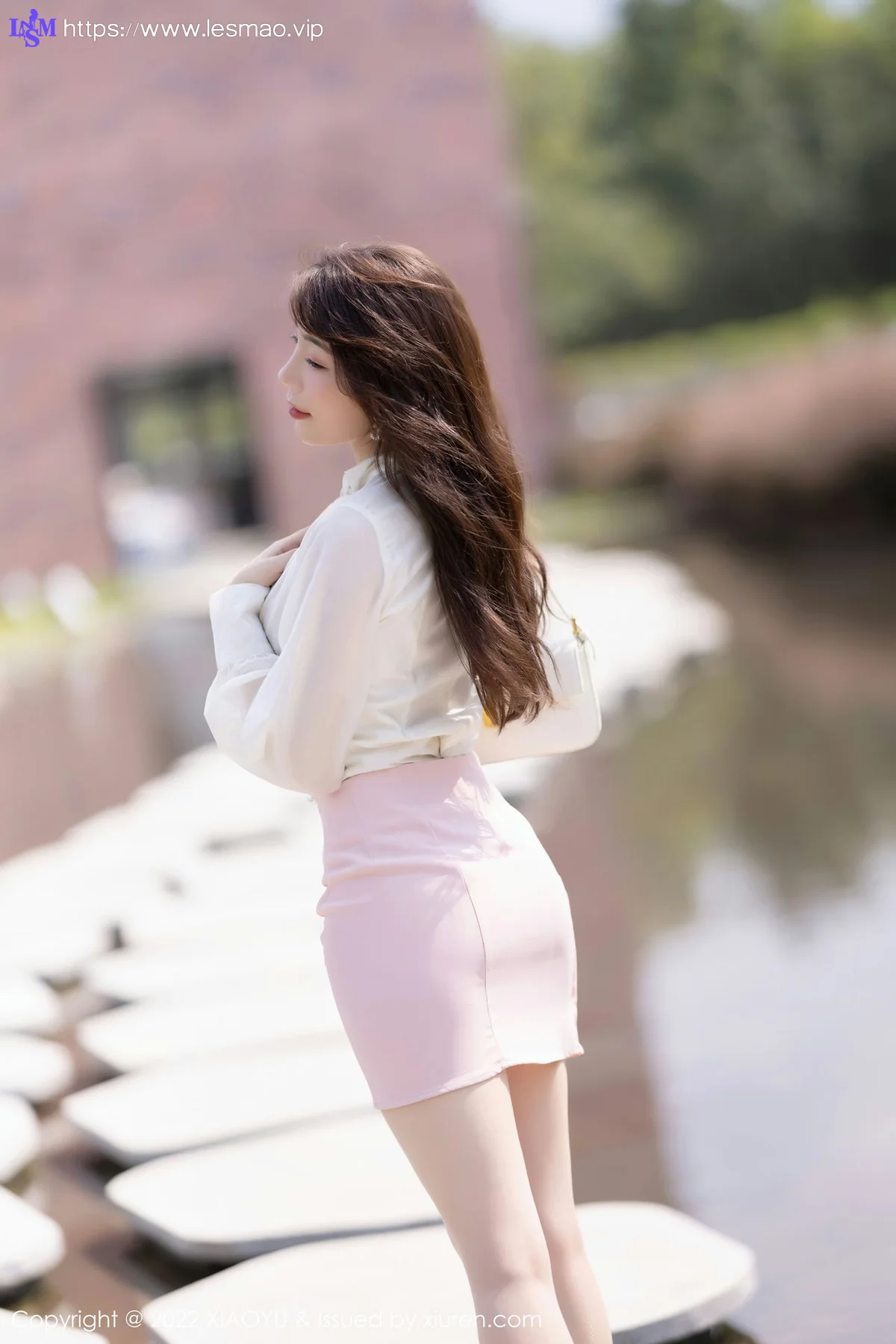 XIAOYU  语画界 Vol.876  徐莉芝Booty 粉色蕾丝内衣性感写真 - 1
