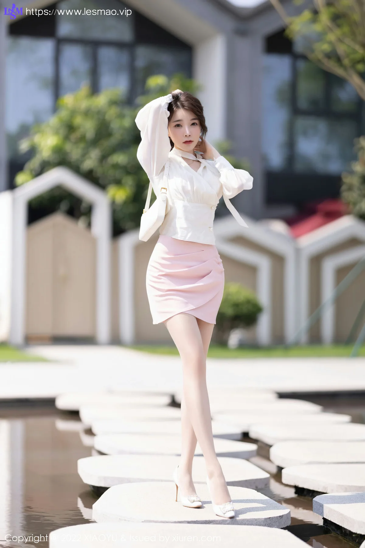 XIAOYU  语画界 Vol.876  徐莉芝Booty 粉色蕾丝内衣性感写真 - 3