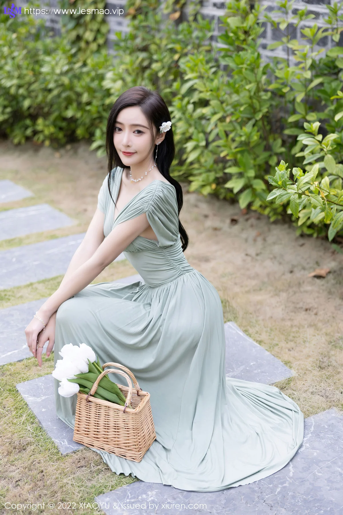 XIAOYU  语画界 Vol.896  王馨瑶yanni 白色比基尼杭州旅拍1 - 7