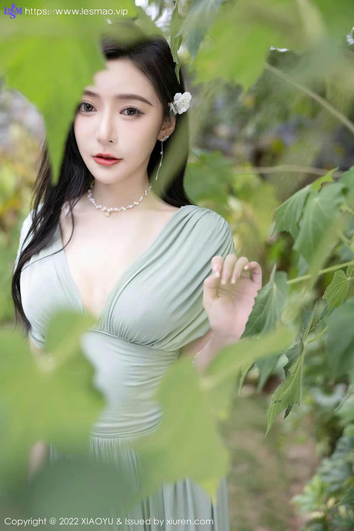 XIAOYU  语画界 Vol.896  王馨瑶yanni 白色比基尼杭州旅拍1 - 7