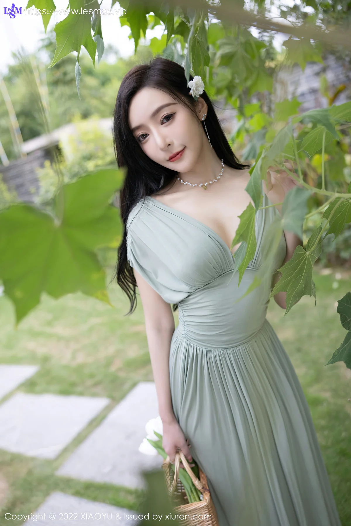 XIAOYU  语画界 Vol.896  王馨瑶yanni 白色比基尼杭州旅拍1 - 10