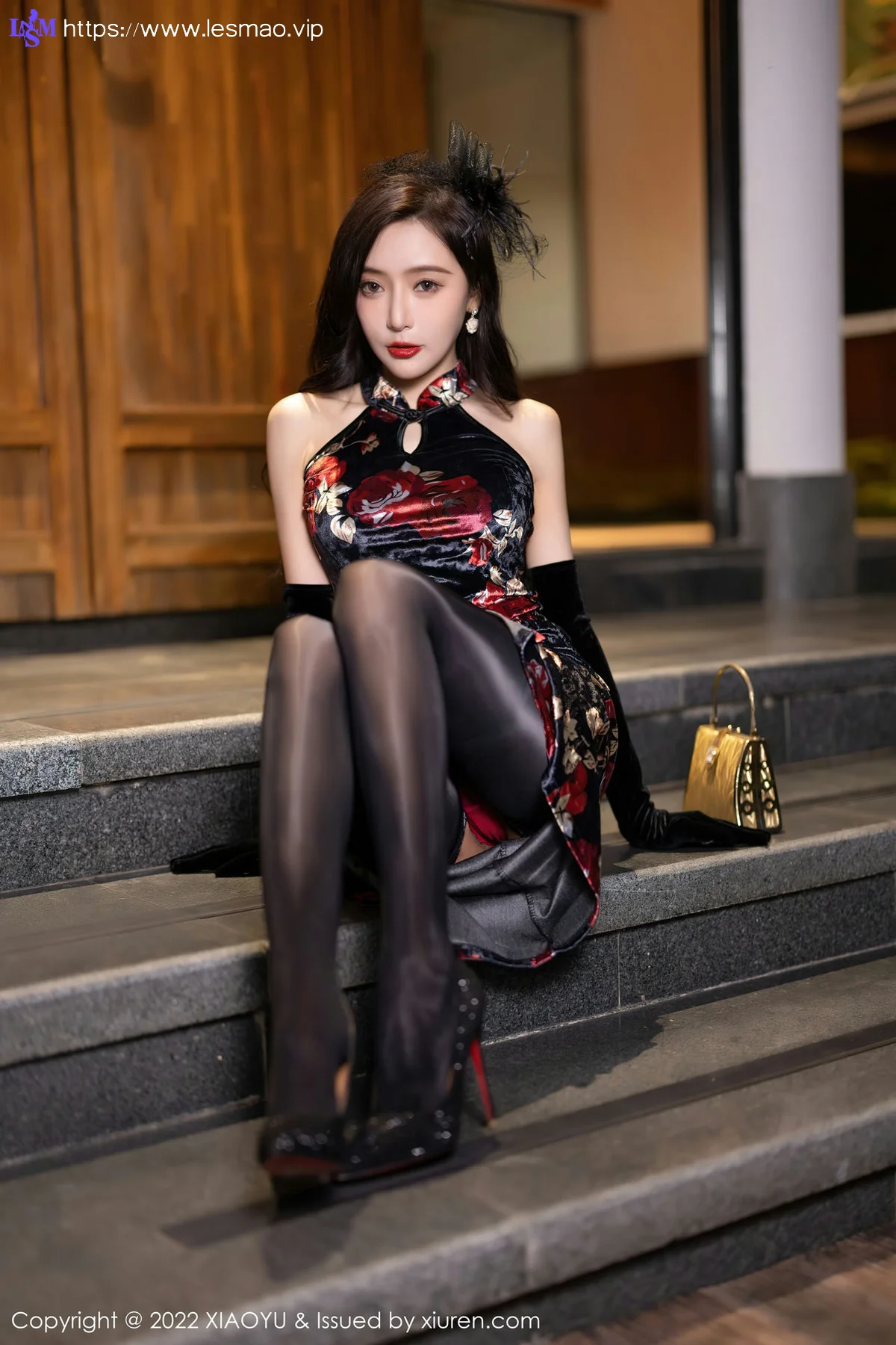 XIAOYU  语画界 Vol.909  王馨瑶yanni 魅惑黑丝杭州旅拍写真 - 6