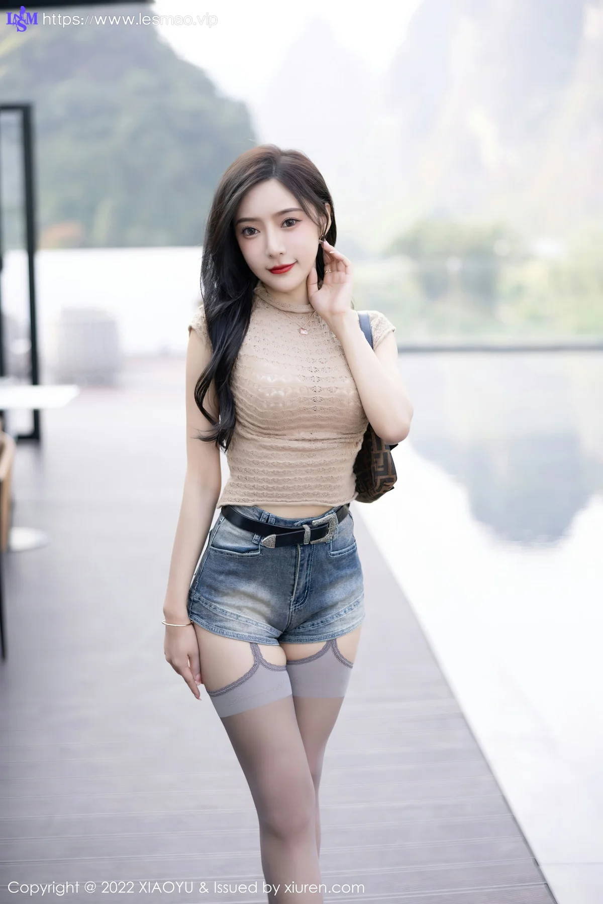 XIAOYU  语画界 Vol.919  王馨瑶yanni 蕾丝内衣杭州旅拍 - 4