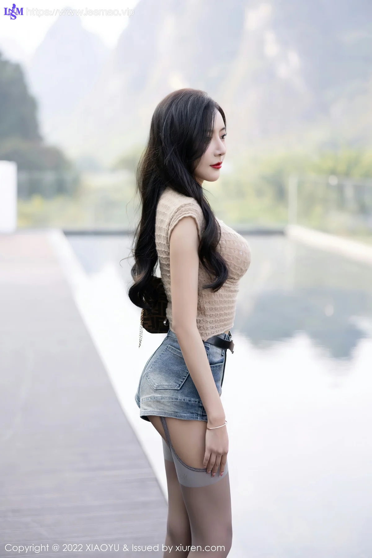 XIAOYU  语画界 Vol.919  王馨瑶yanni 蕾丝内衣杭州旅拍 - 5