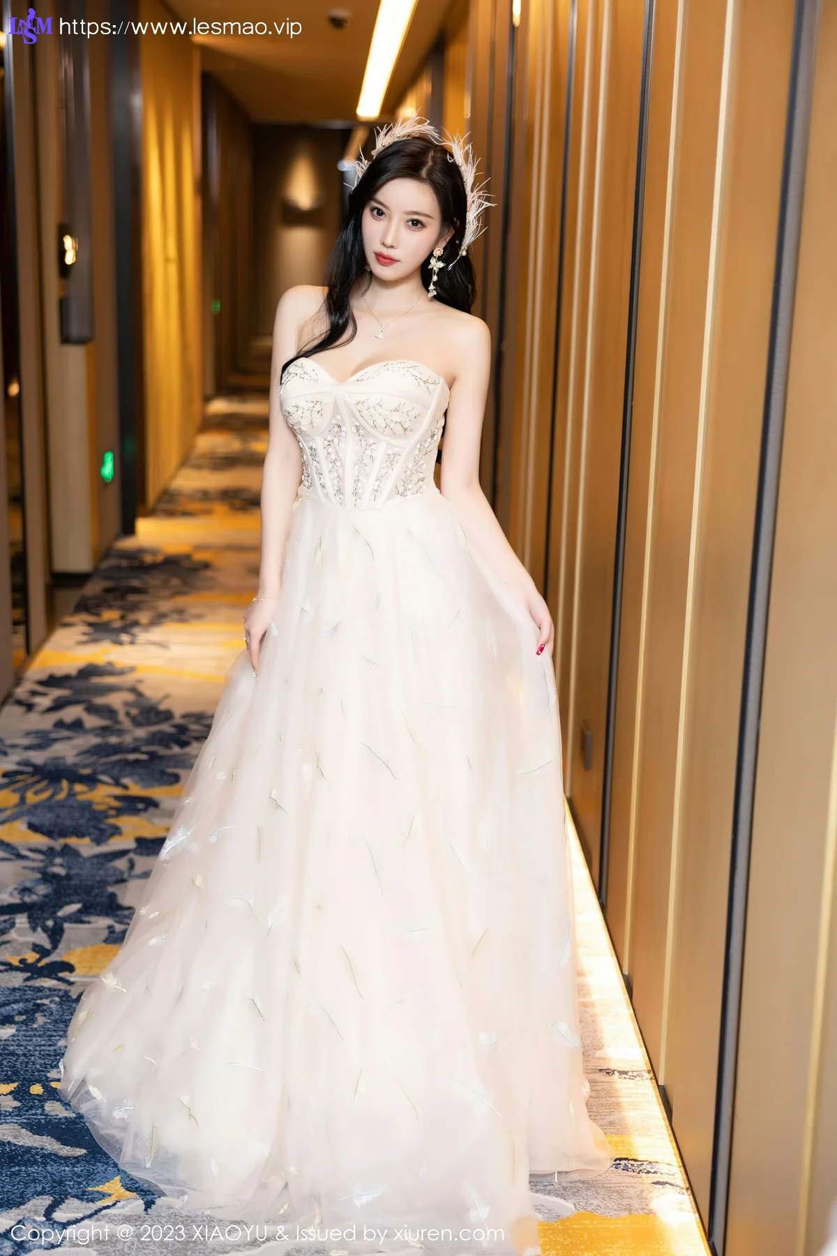 XIAOYU  语画界 Vol.941  杨晨晨Yome 生日主题拍摄性感私房 - 1
