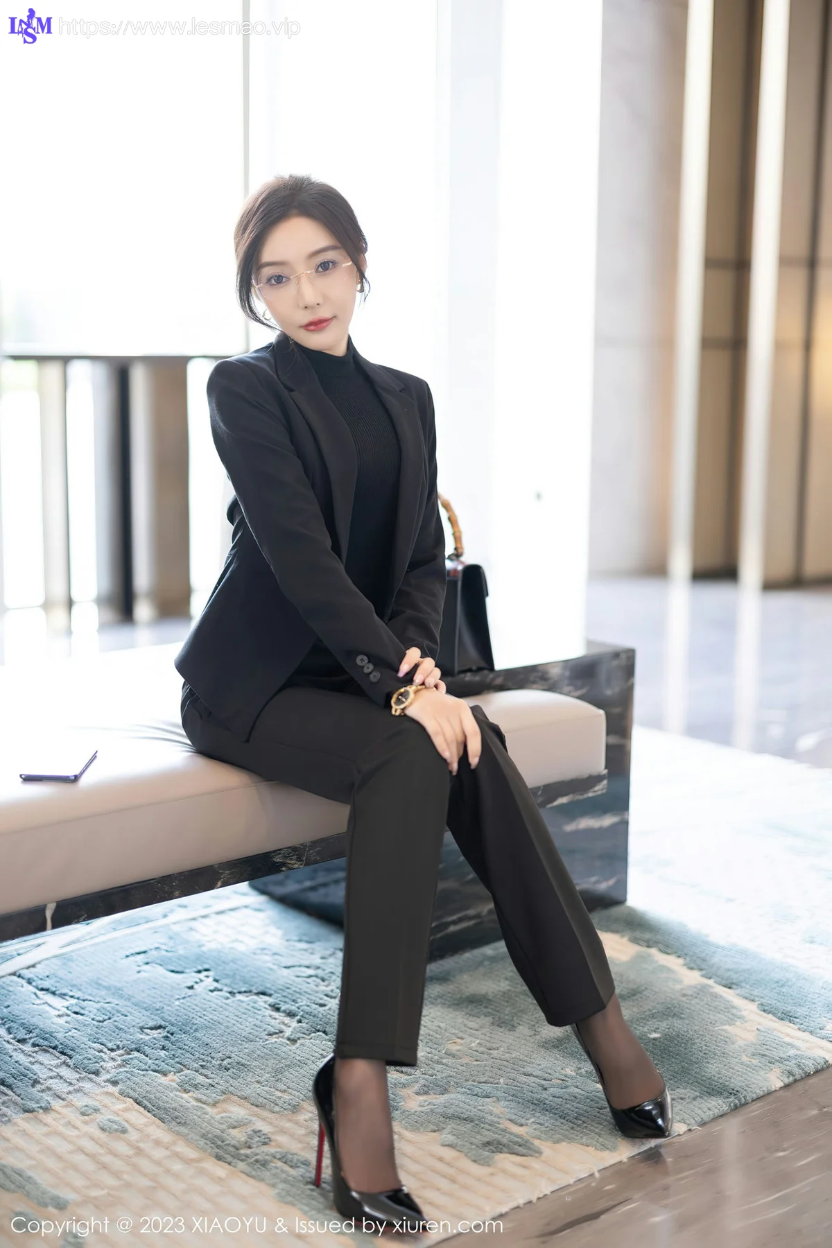 XIAOYU  语画界 Vol.974  王馨瑶yanni 黑色制服Ol性感写真11 - 4