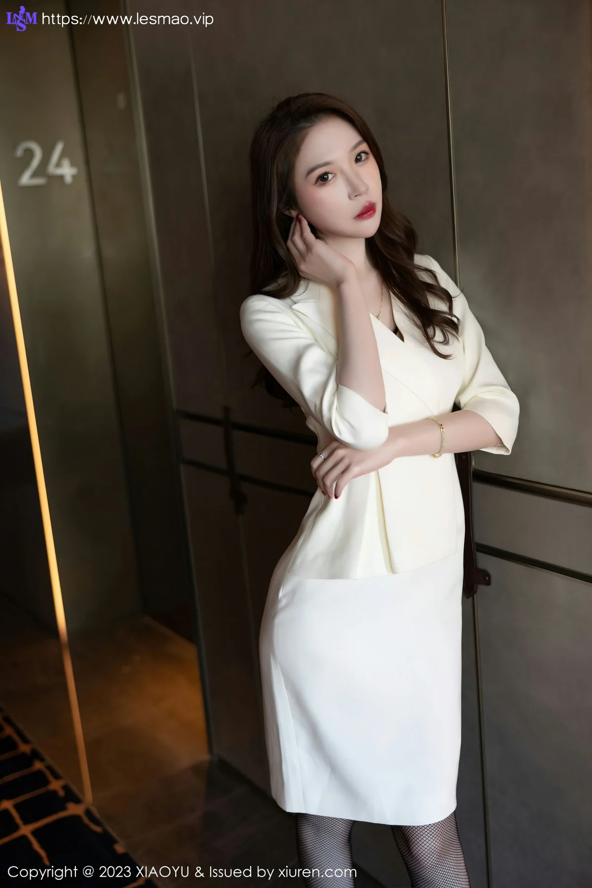 XIAOYU  语画界 Vol.977  梦心玥 黑丝网袜1 - 1