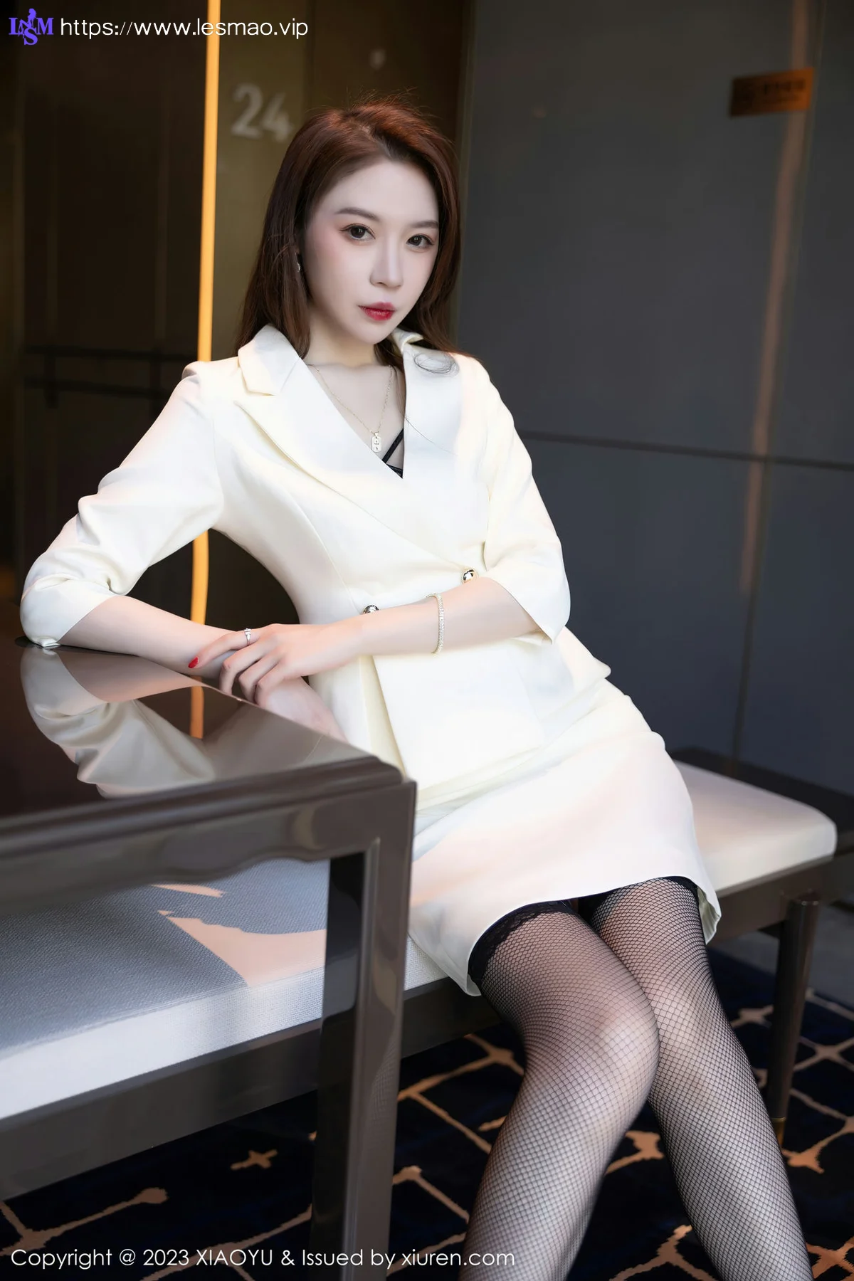 XIAOYU  语画界 Vol.977  梦心玥 黑丝网袜1 - 4