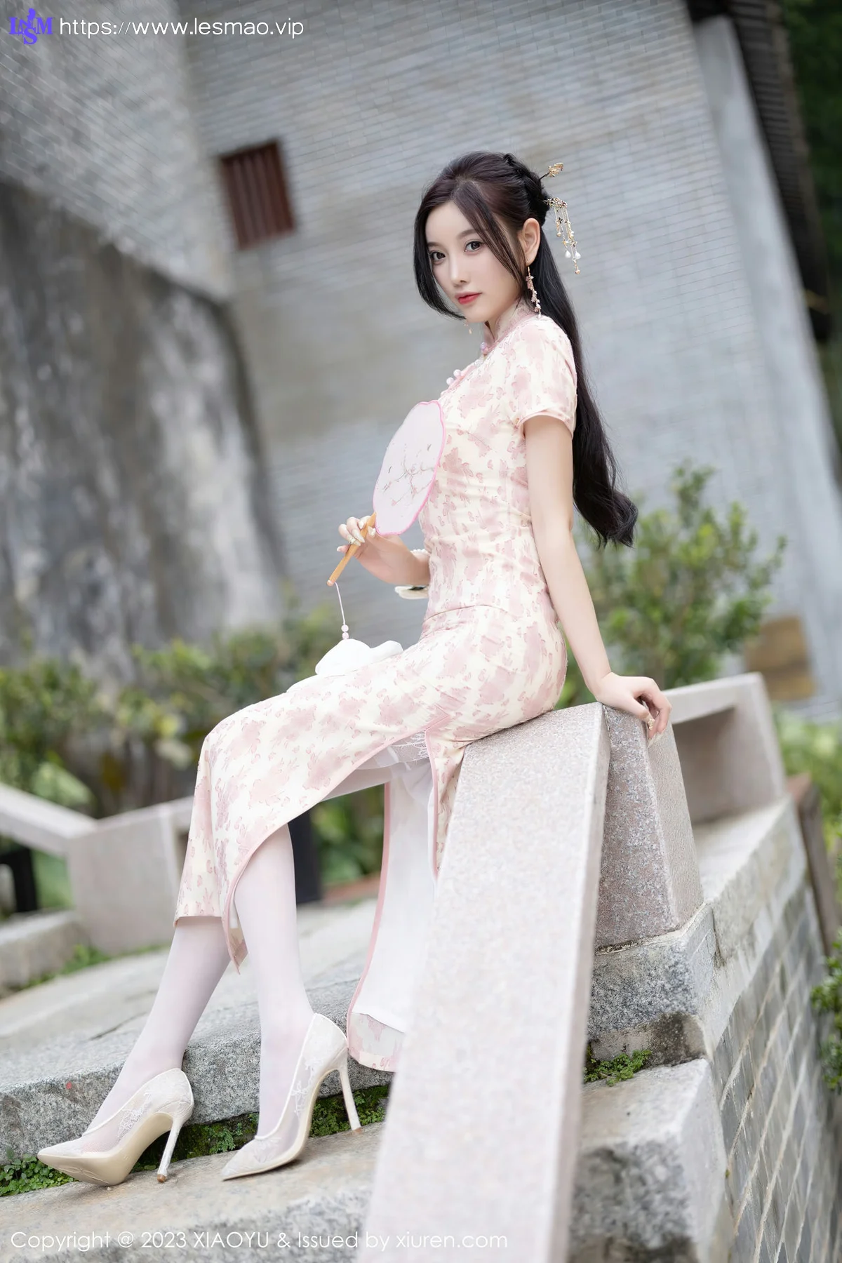 XIAOYU  语画界 Vol.993  杨晨晨Yome 浅色旗袍写真1 - 6