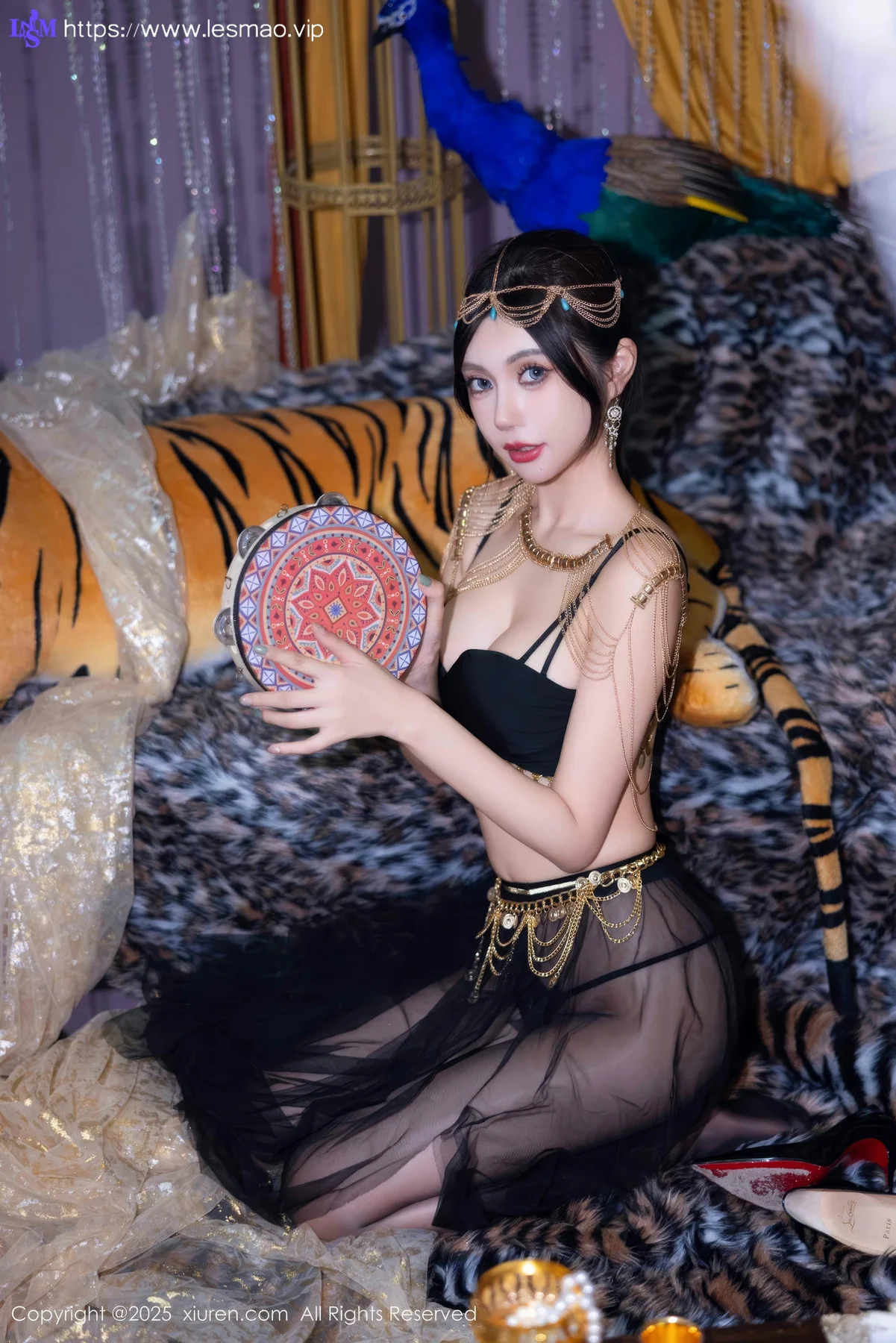 XiuRen 秀人 No.10018 绮里嘉ula 黑丝异域写真 - 5
