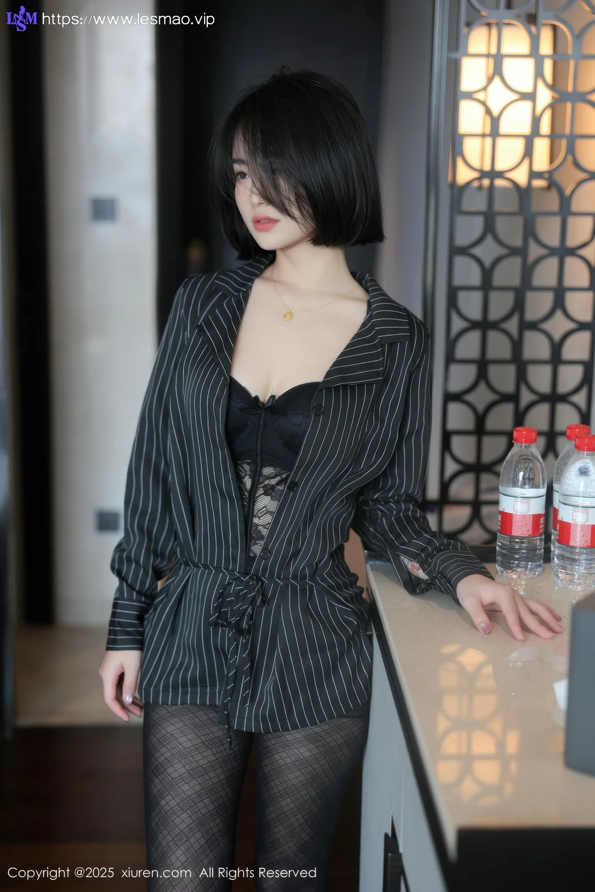 XiuRen 秀人 No.10076 沙子 短发黑丝美女私房 - 1