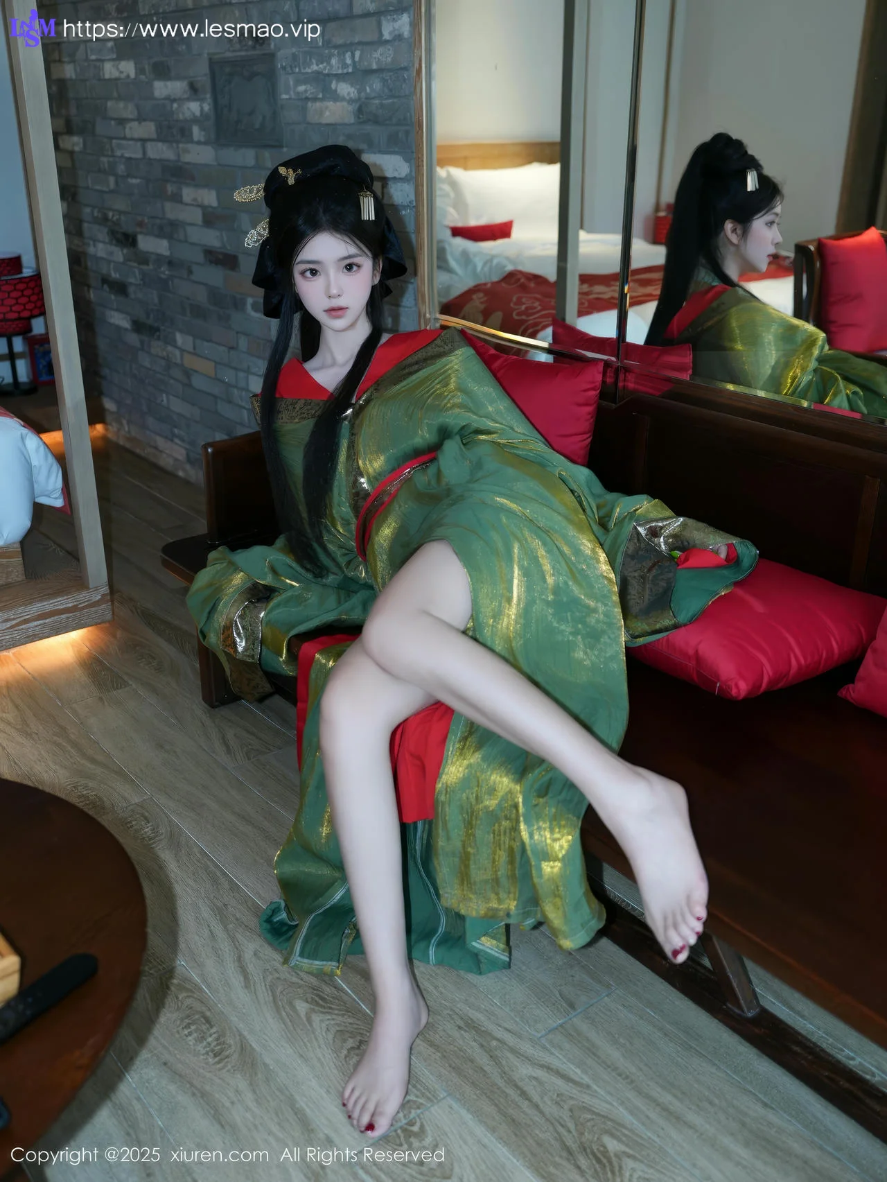 XiuRen 秀人 No.10126 雪糕CiCi 古装制服玉体户外 - 3