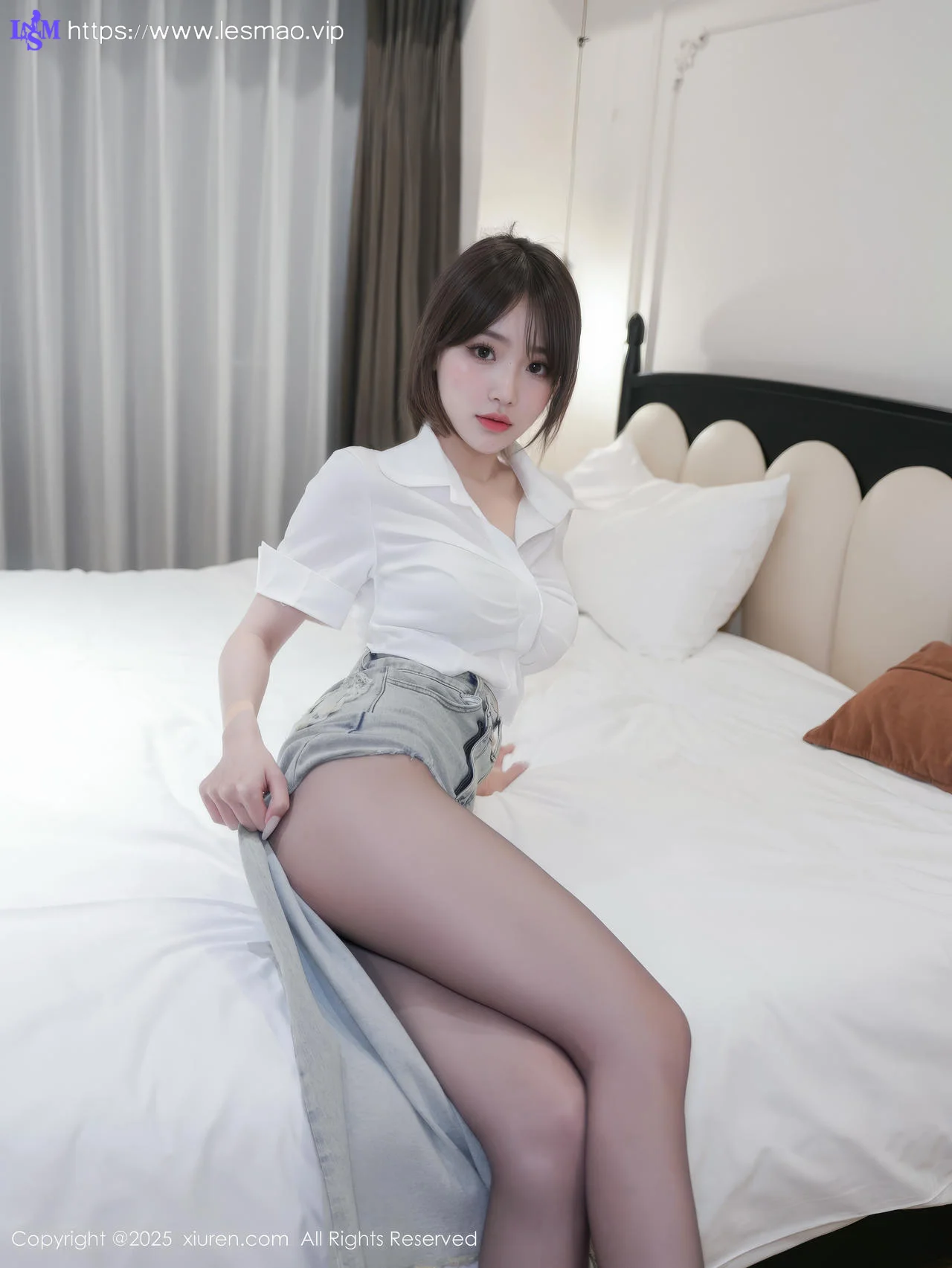 XiuRen 秀人 No.10294 汁汁 白色T恤黑丝 - 3